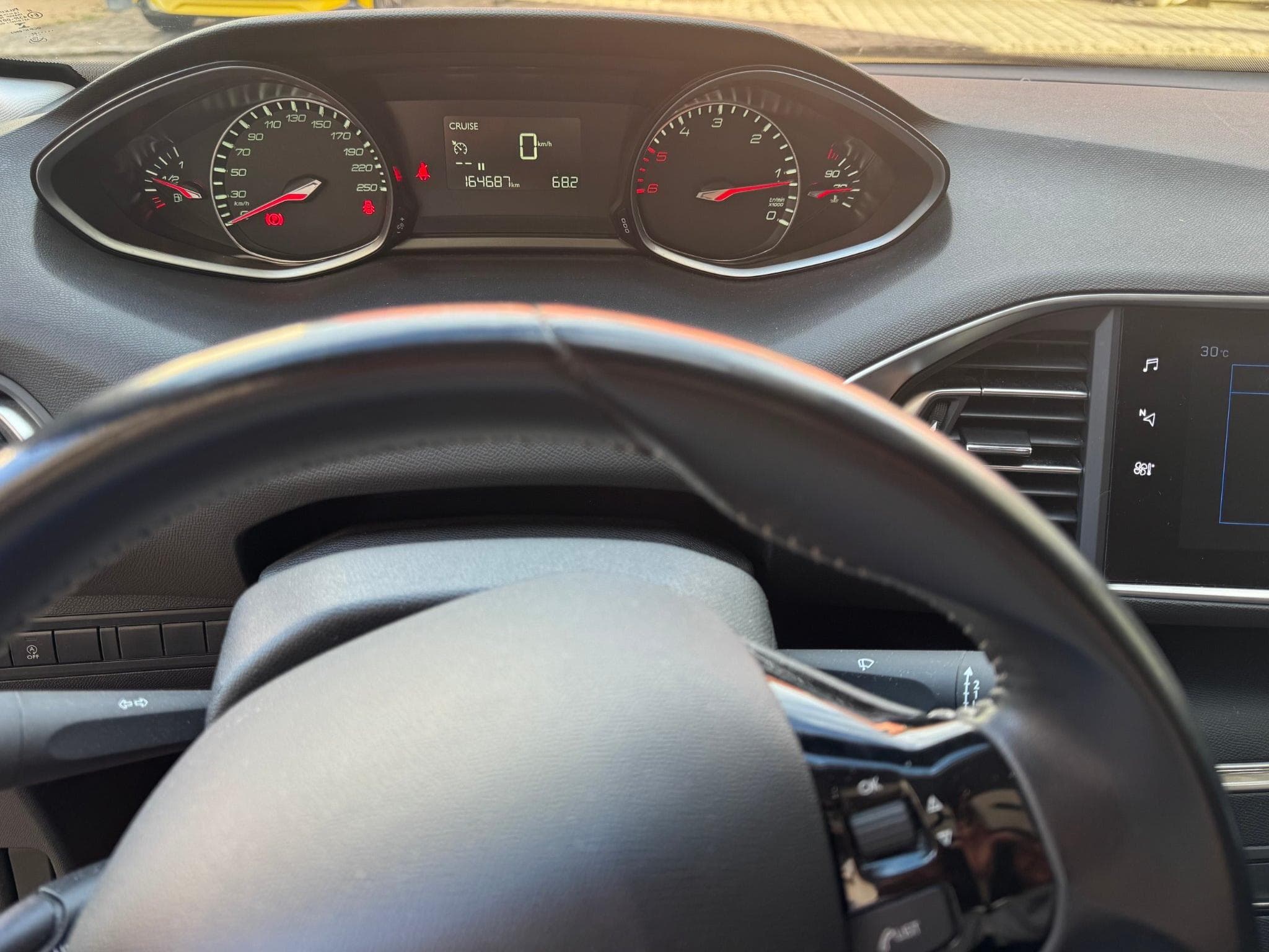 Peugeot 308 1.5L Diesel BlueHDi FAP 130 Allure (2020) - Photo 3
