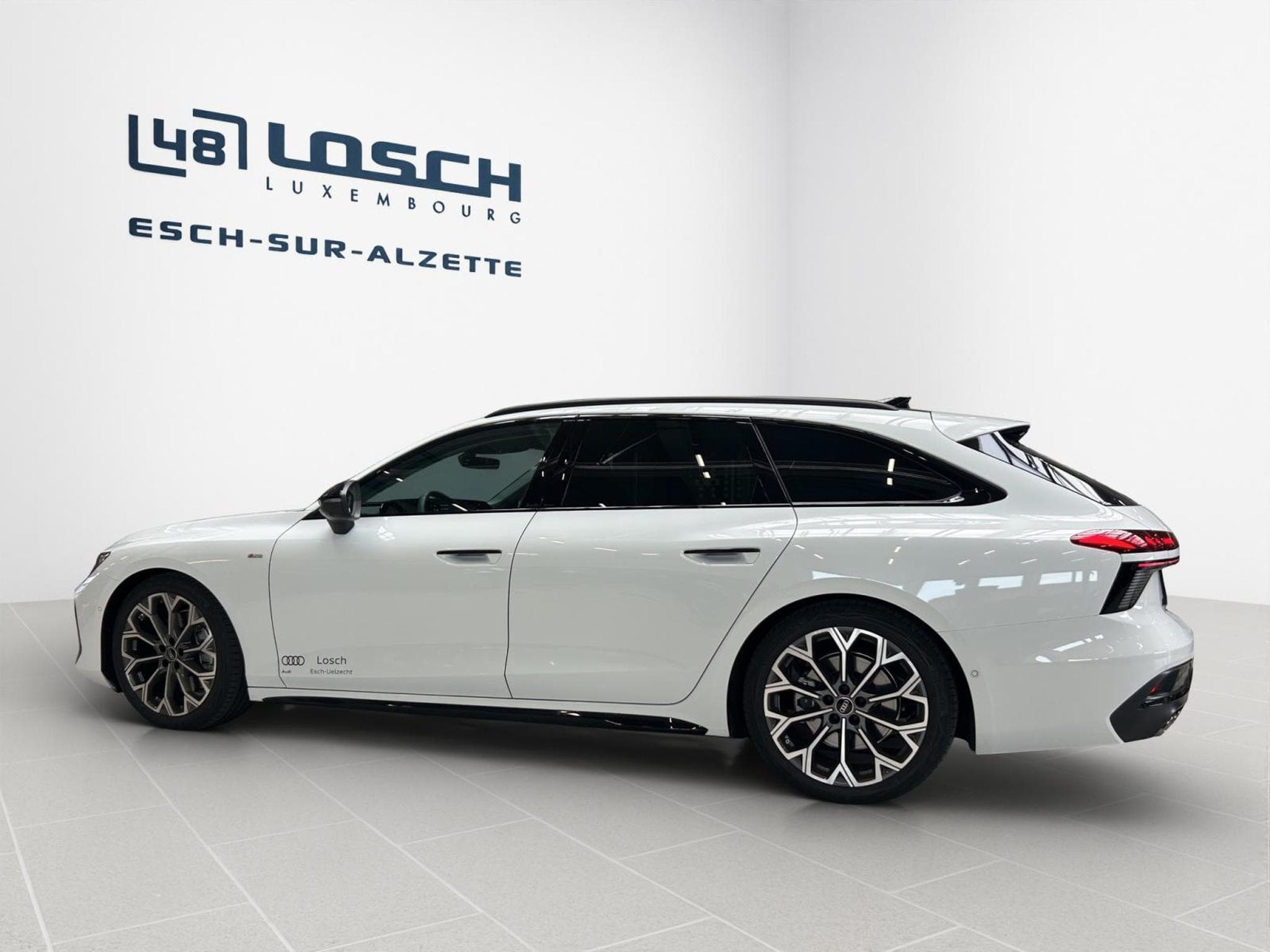Audi A6 Avant TDI quattro S tronic (2026) - Photo 5