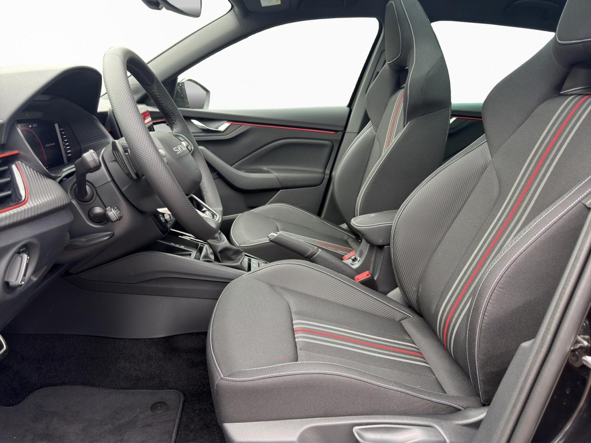 Skoda Scala Monte Carlo (2026) - Photo 13