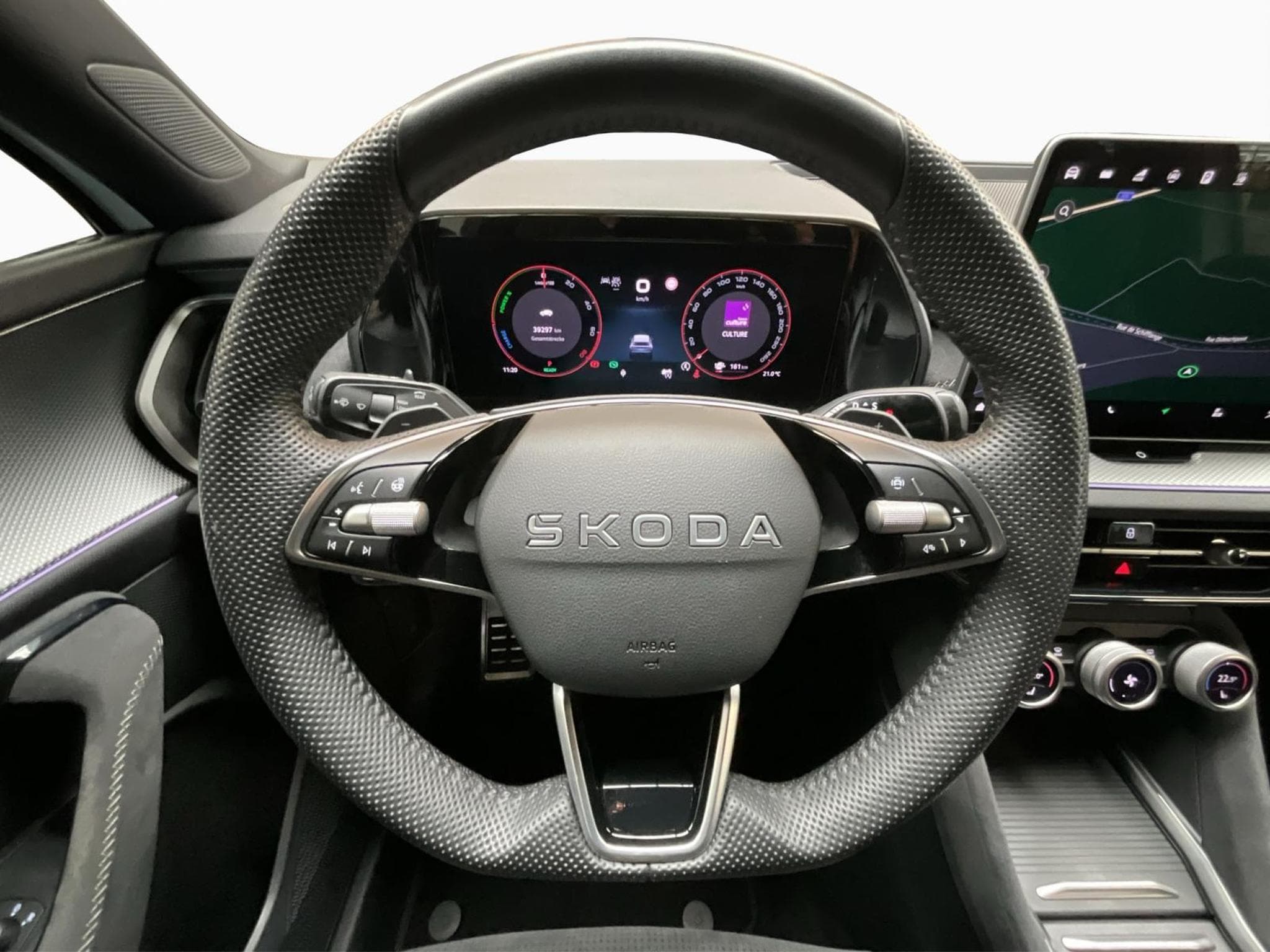 Skoda Kodiaq Sportsline+PHEV+DSG+Simply-Clever+LM20+AHK (2025) - Photo 10