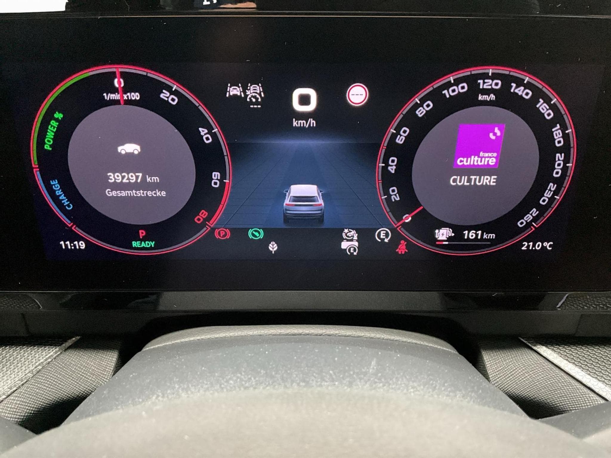 Skoda Kodiaq Sportsline+PHEV+DSG+Simply-Clever+LM20+AHK (2025) - Photo 11