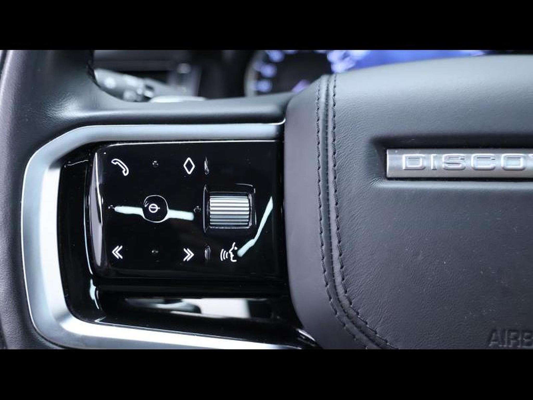 Land-Rover Discovery Sport P250 R-Dynamic HSE Auto (2023) - Photo 18