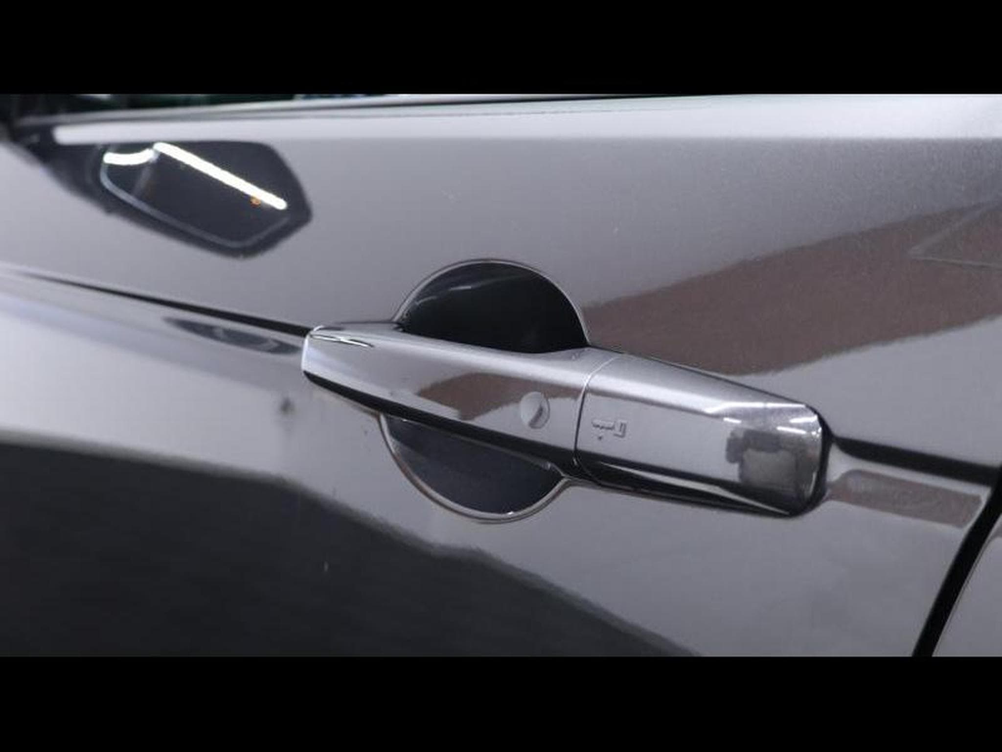 Land-Rover Discovery Sport P250 R-Dynamic HSE Auto (2023) - Photo 27