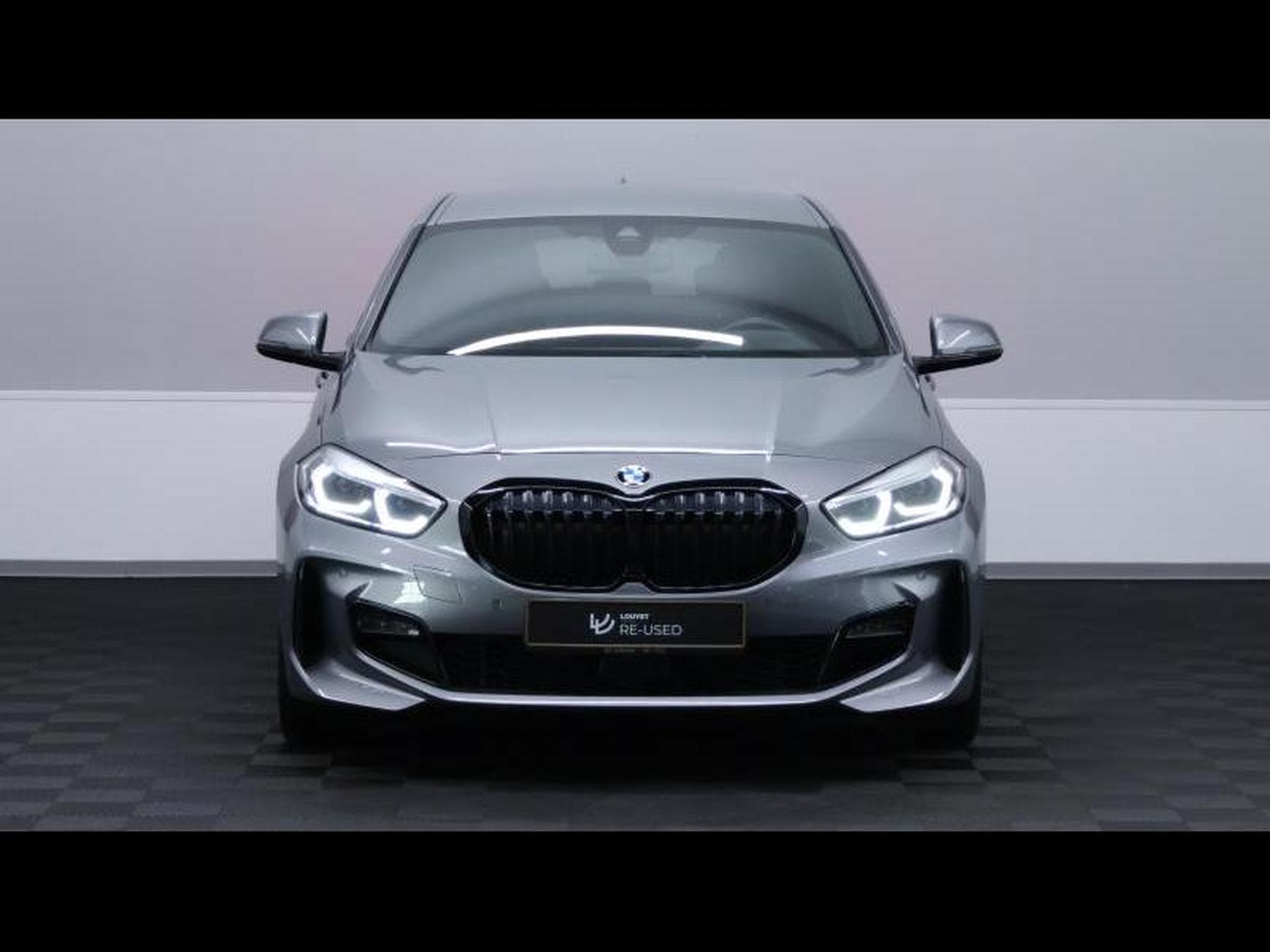 BMW 118 i M SPORT Steptronic (2023) - Photo 2