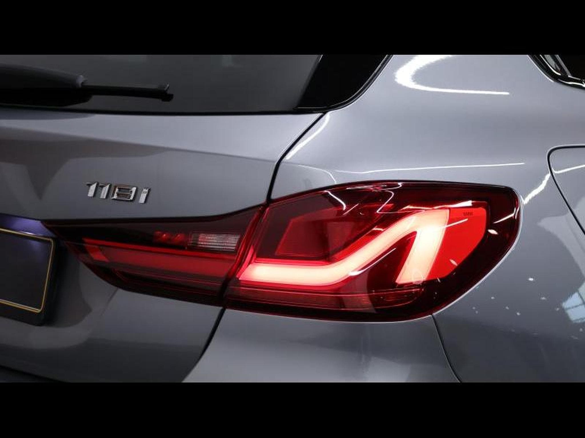 BMW 118 i M SPORT Steptronic (2023) - Photo 10