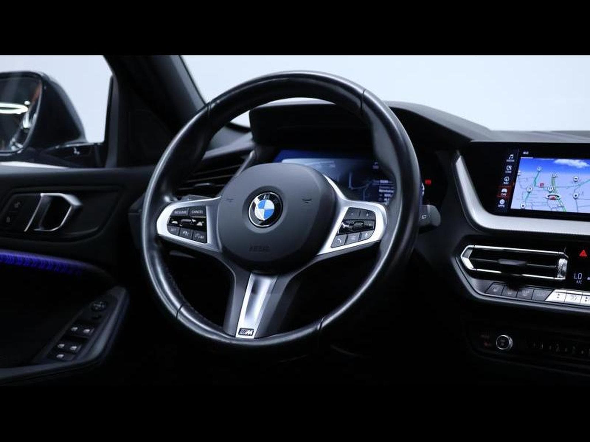 BMW 118 i M SPORT Steptronic (2023) - Photo 17