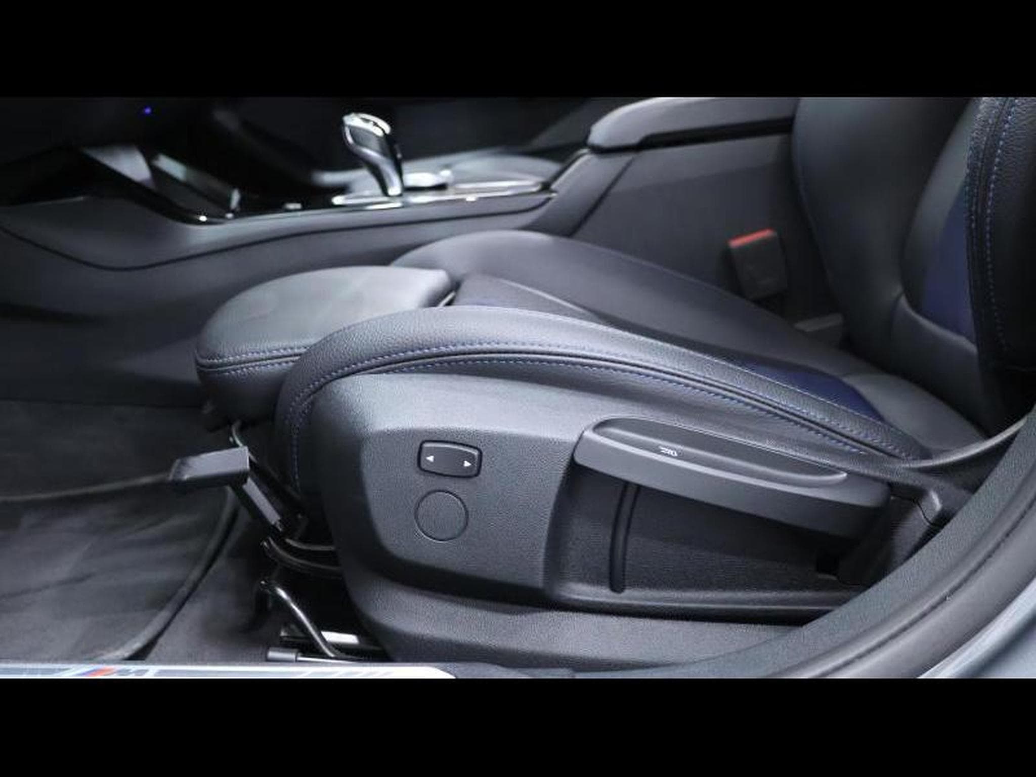 BMW 118 i M SPORT Steptronic (2023) - Photo 27