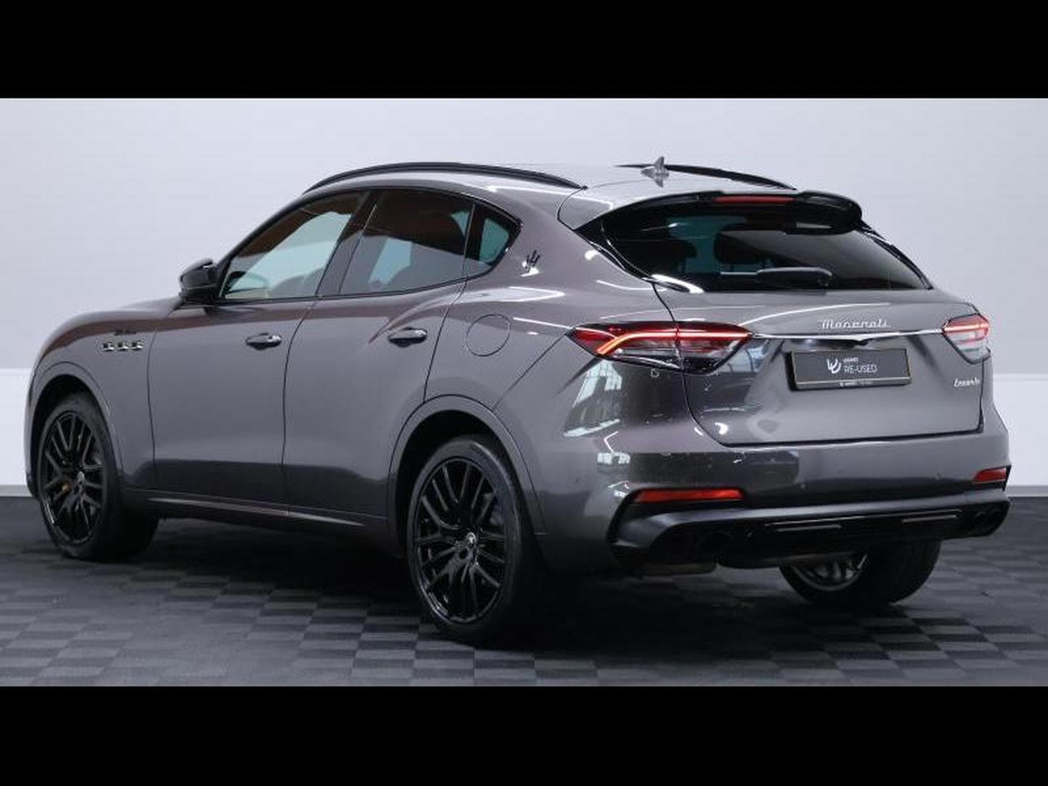 Maserati Levante Modena 3.0 V6 Q4 350 Auto (2023) - Photo 7
