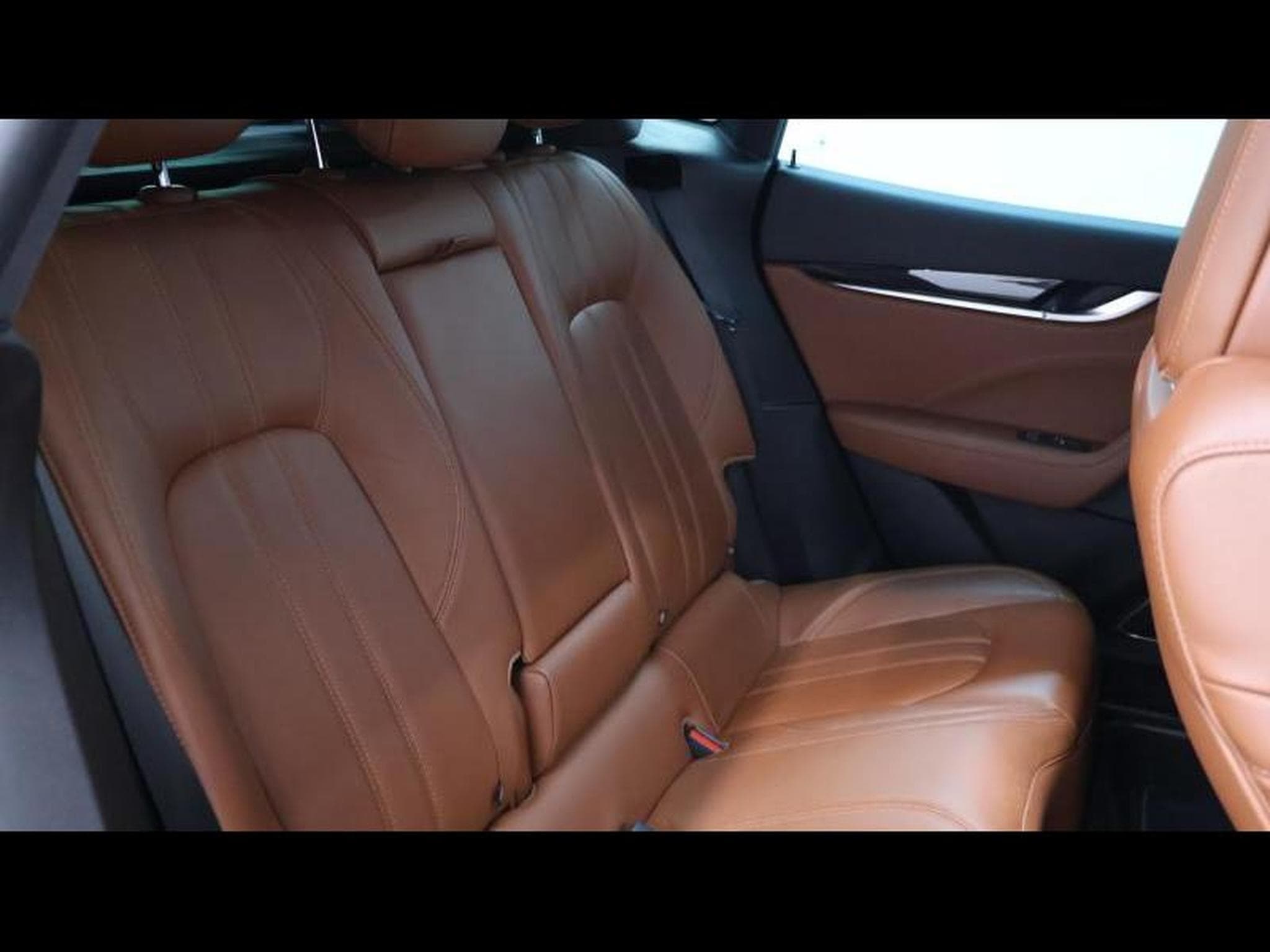 Maserati Levante Modena 3.0 V6 Q4 350 Auto (2023) - Photo 16