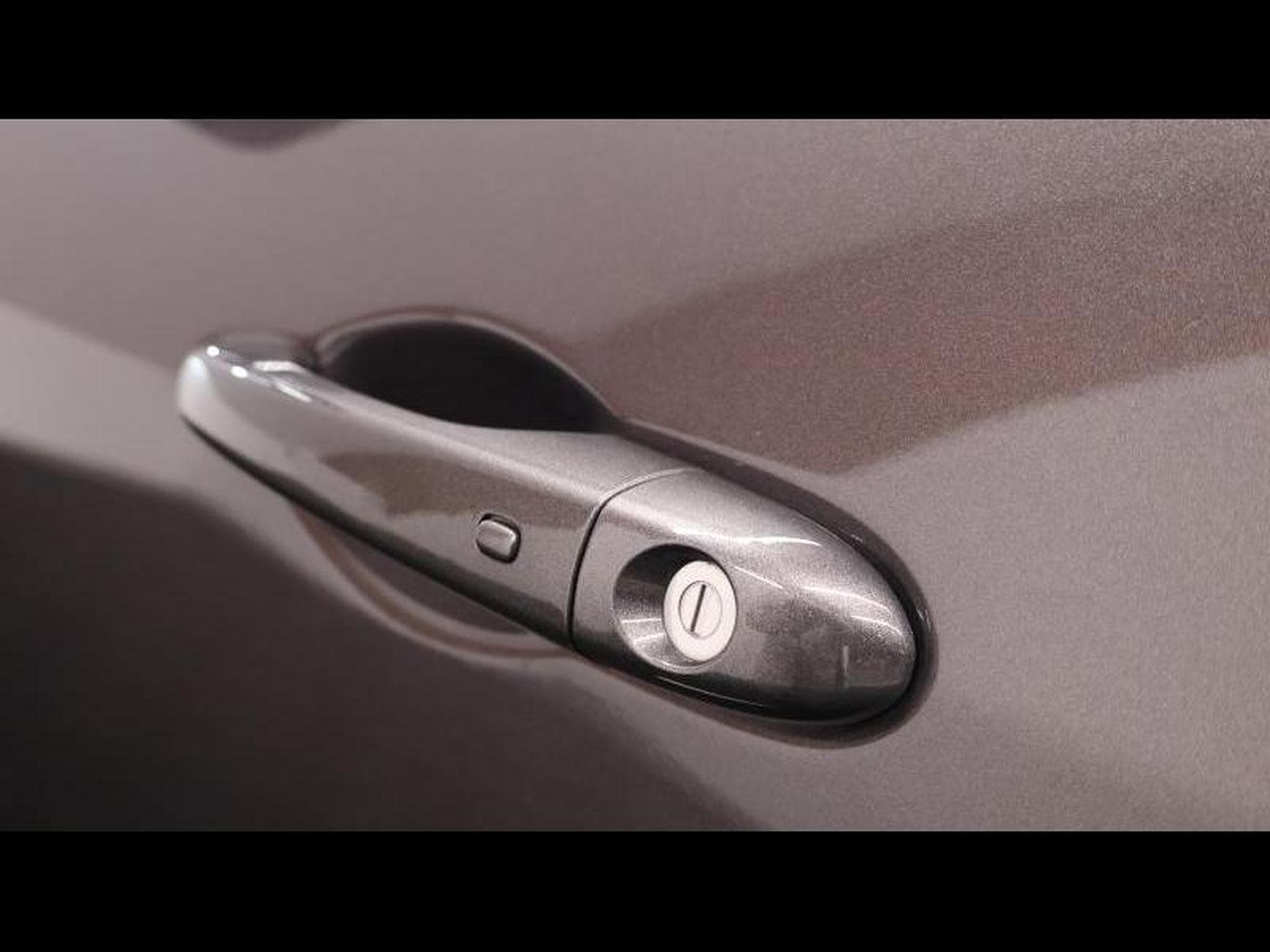 Maserati Levante Modena 3.0 V6 Q4 350 Auto (2023) - Photo 30