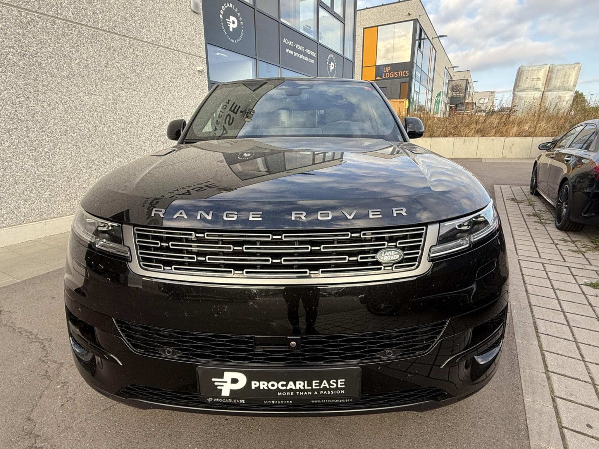 Land-Rover Range Rover Sport P460E S HYBRID /21/PANO/360/LUFT/VOLL (2025) - Photo 2