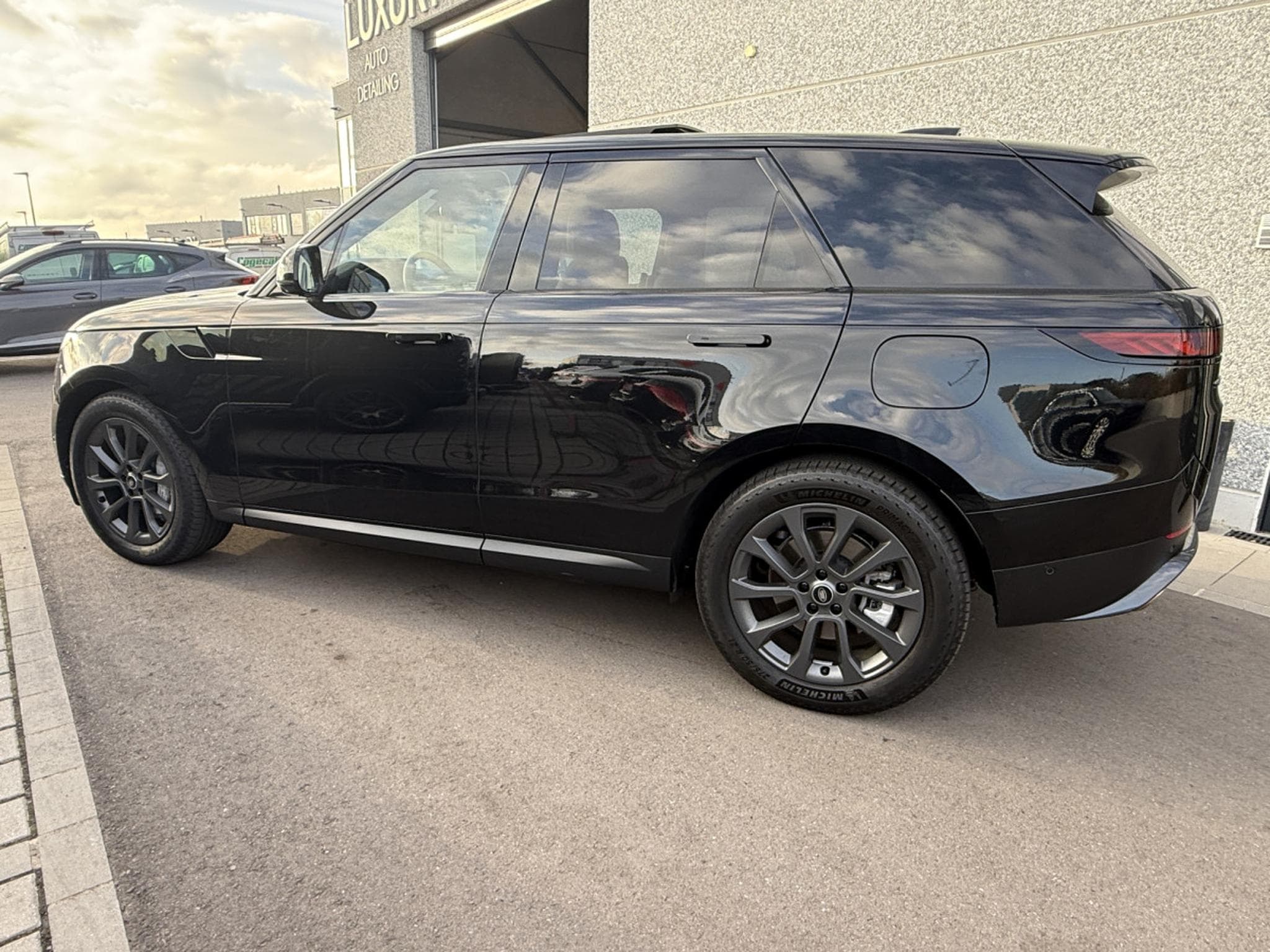 Land-Rover Range Rover Sport P460E S HYBRID /21/PANO/360/LUFT/VOLL (2025) - Photo 4
