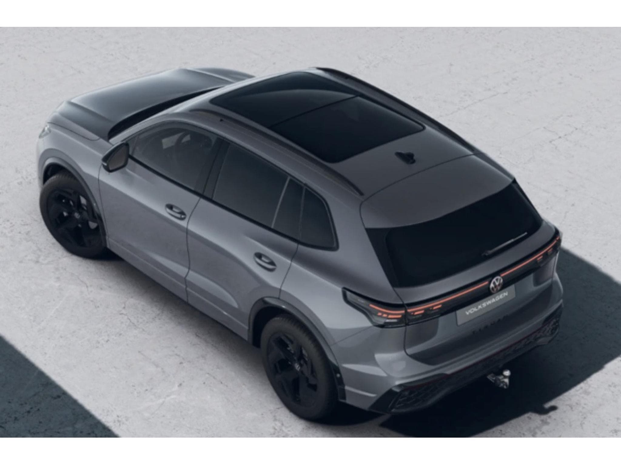 VW Tiguan Tiguan 2.0 eTSI/DSG/ R-Line/ AHK/Pano/360°/HUD/Matrix/VOLL (2026) - Photo 3