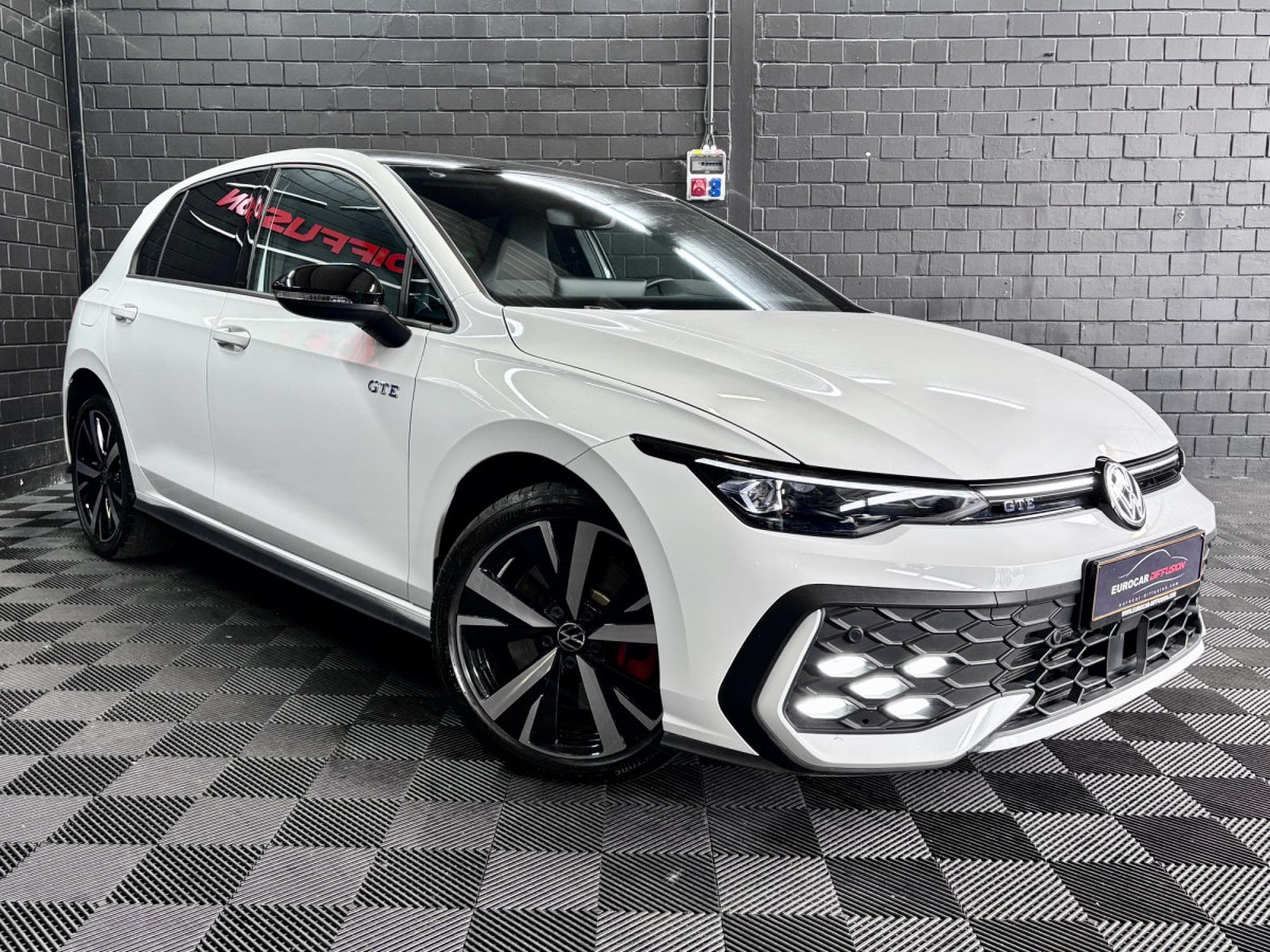 VW Golf GTE PHASE 2  1.5 eHybrid 272 CV DSG 6 * MATRIX * BLACK PACK (2025) - Photo 3