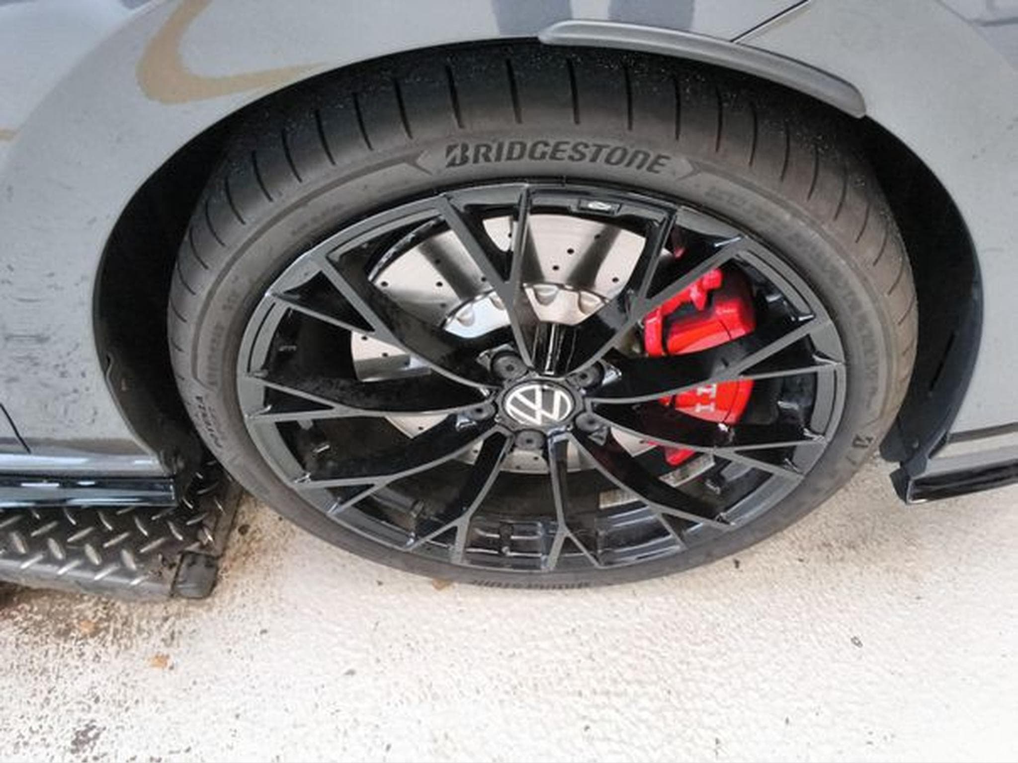 VW Golf GTI PHASE 2 Clubsport 2.0 TSI 300 CV DSG7 * AKRA* DCC * MATR (2026) - Photo 16