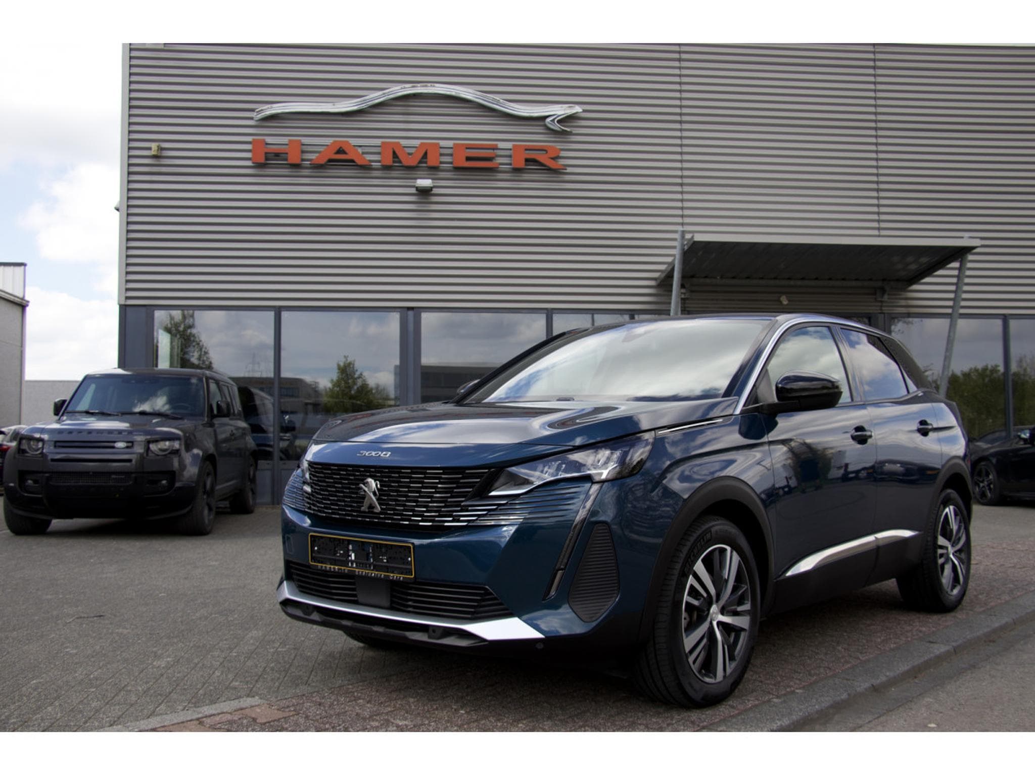 Peugeot 3008 PureTech 130 EAT8 Allure (2024) - Foto 1