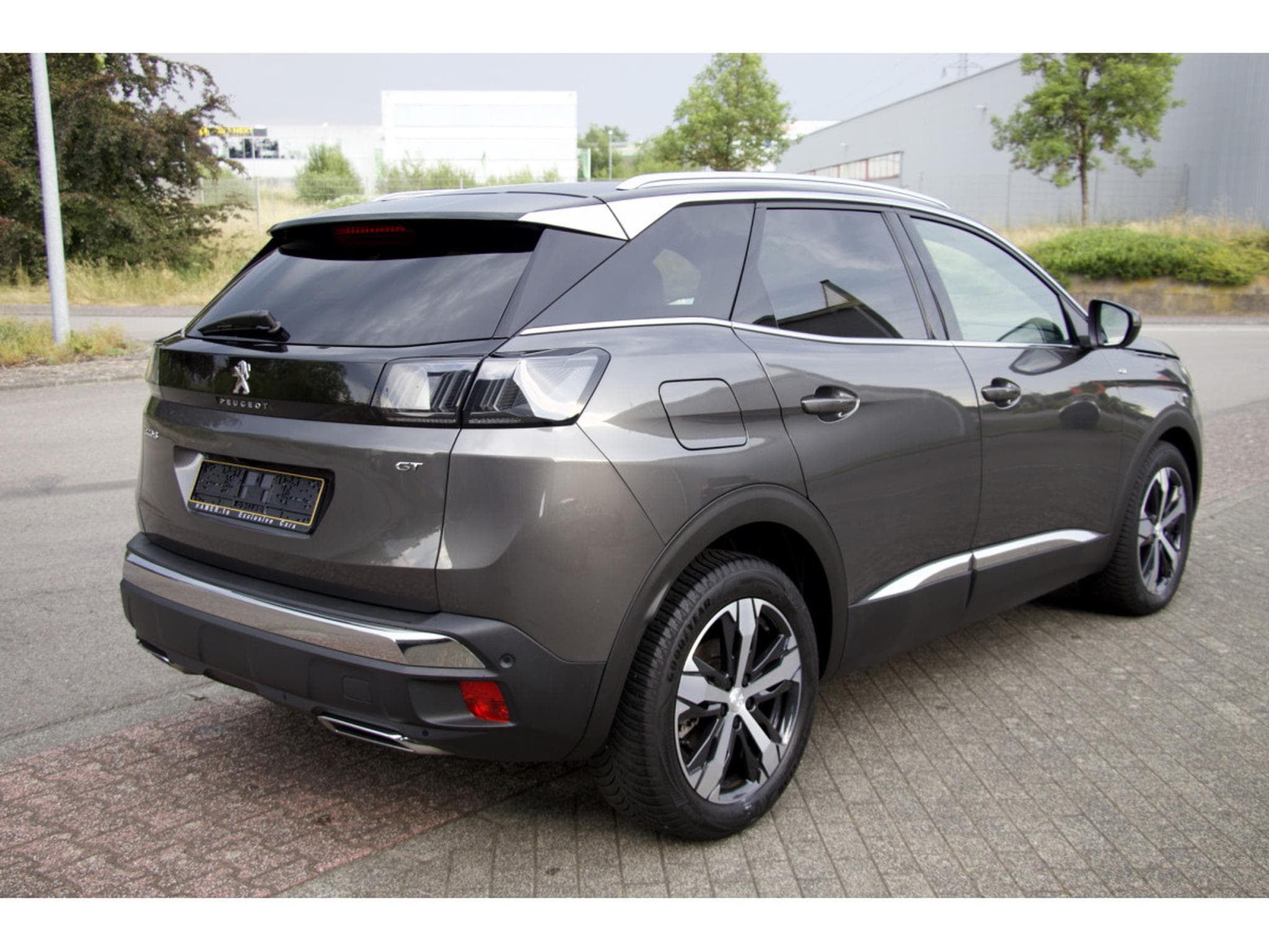 Peugeot 3008 BlueHDi 130 EAT8 GT ACC Cuir 360° Focal toit panoramique (2023) - Foto 4