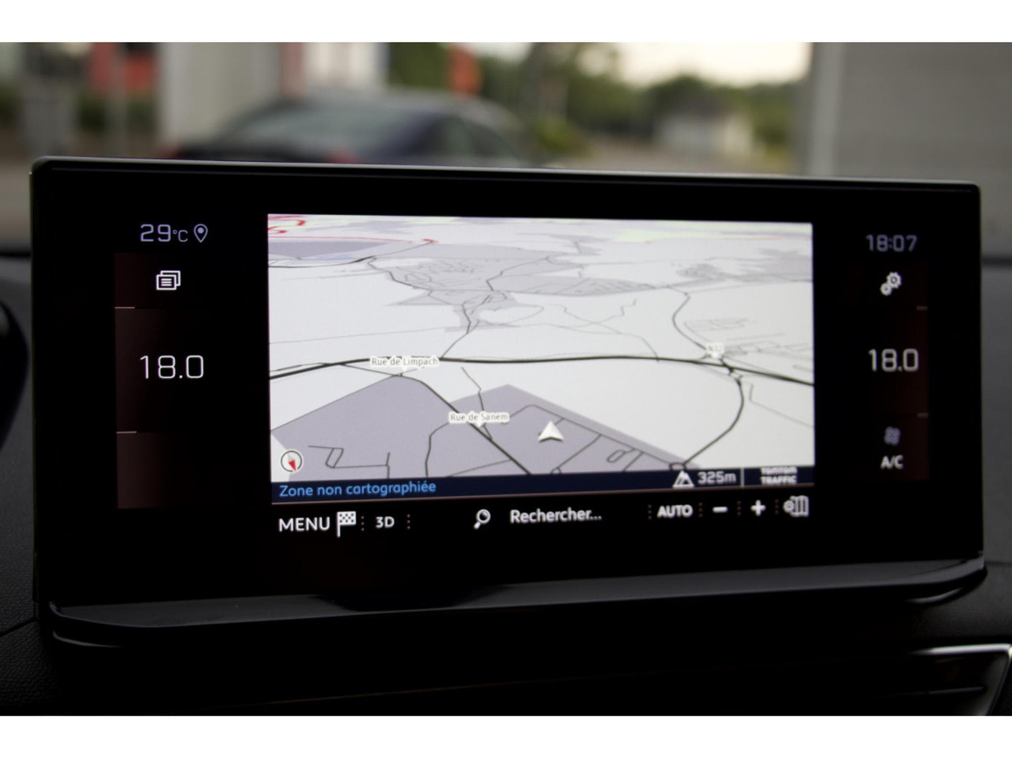 Peugeot 3008 BlueHDi 130 EAT8 GT ACC Cuir 360° Focal toit panoramique (2023) - Foto 8