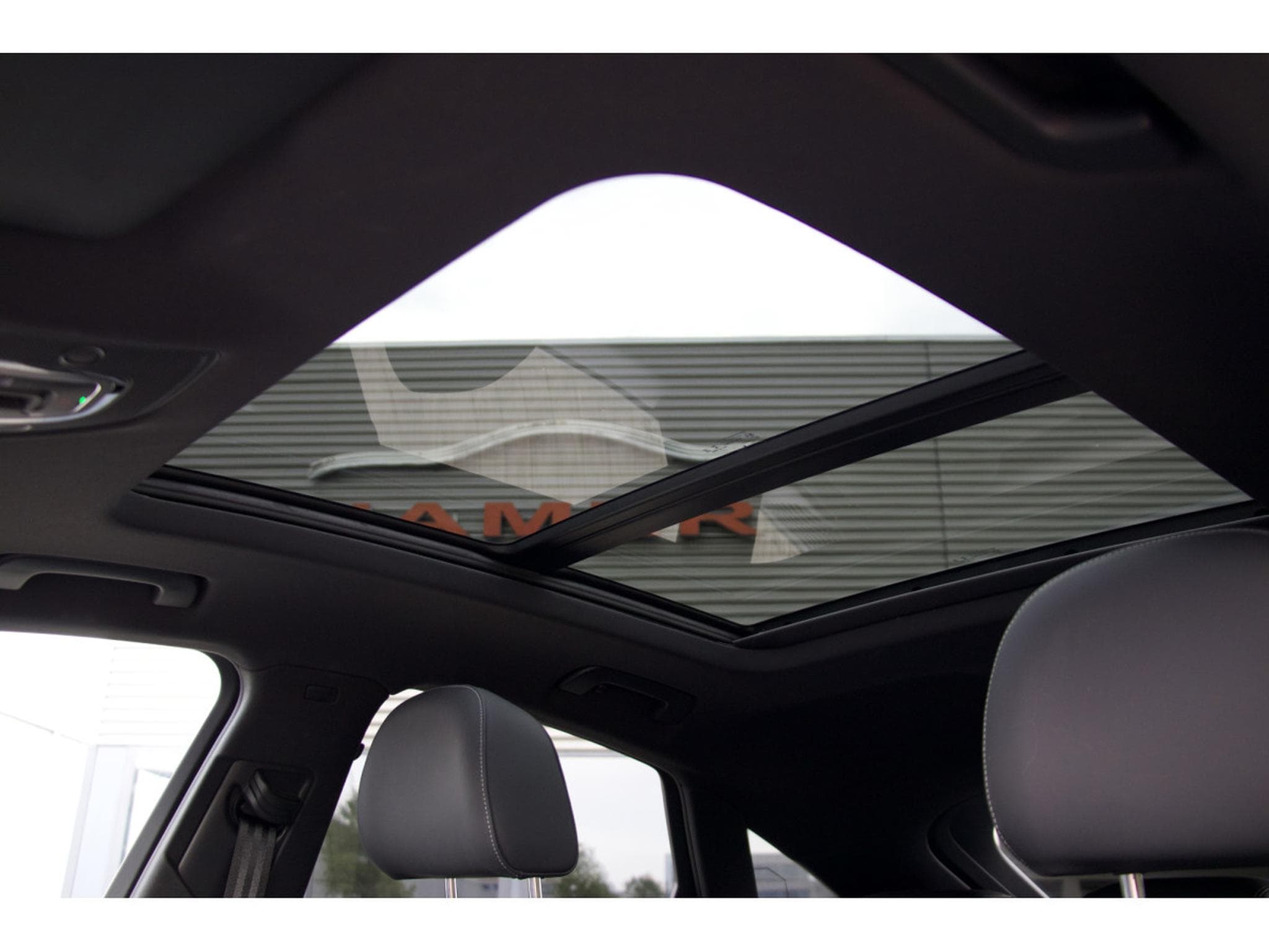 Audi SQ5 Sportback 3.0 TDI AIR AHK PANO StdHzg Matrix (2022) - Foto 8