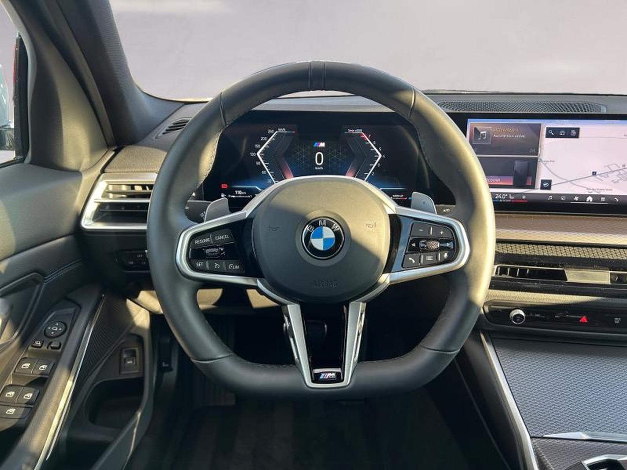 BMW 318 318i Berline Kit M Sport (2025) - Photo 7
