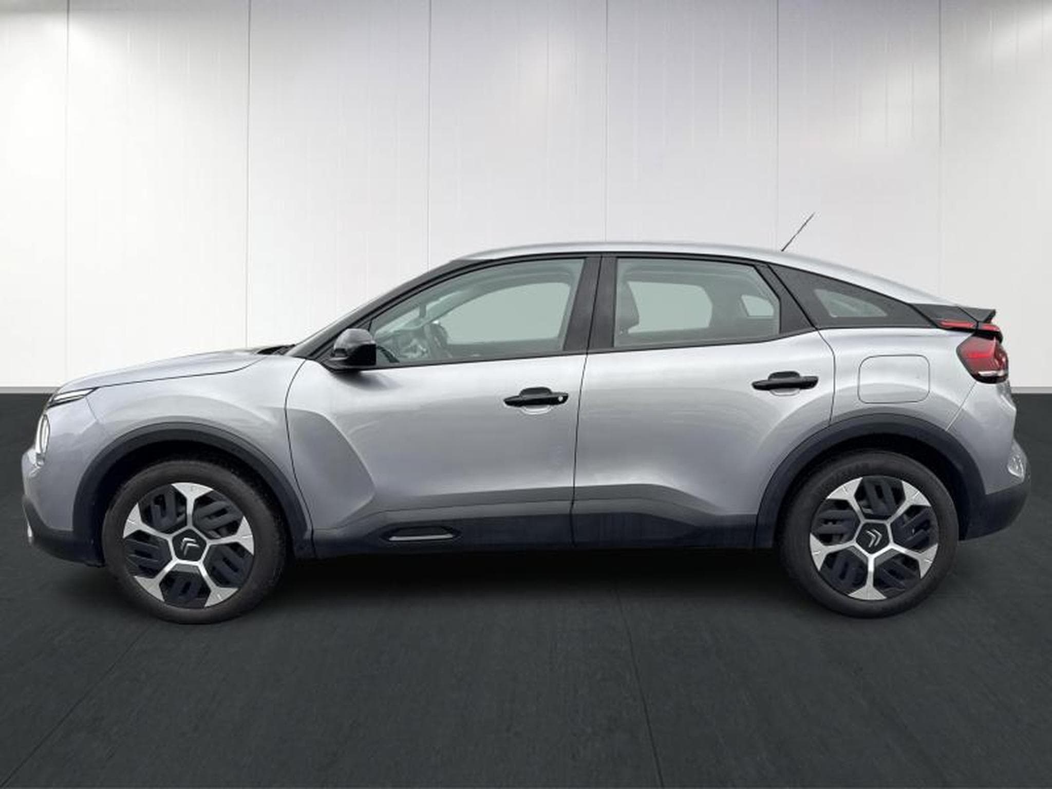 Citroen C4 FEEL (2023) - Photo 6