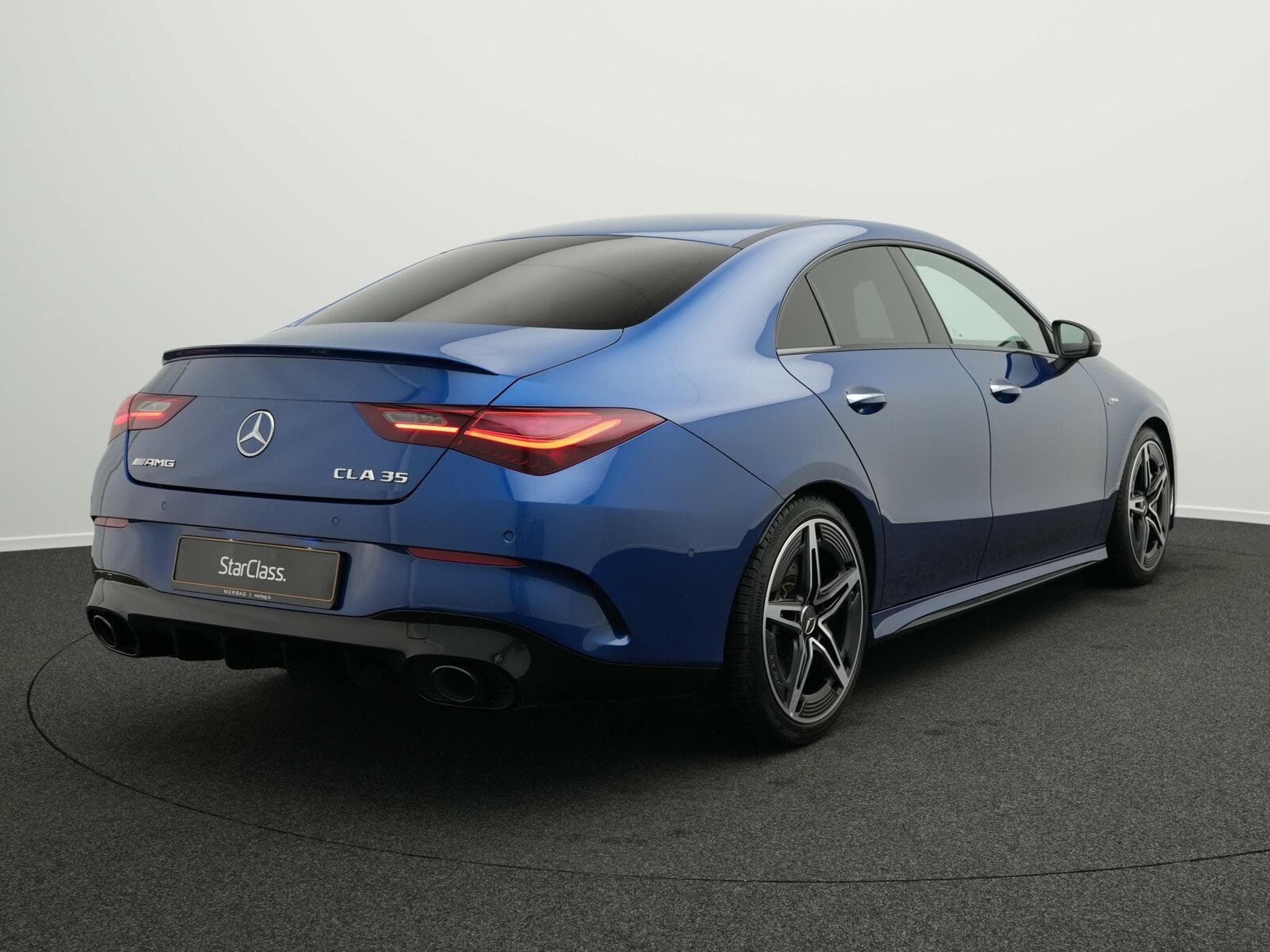 Mercedes CLA 35 AMG 4MATIC Cp Multi+Kamera+Totw+MBUX+Ambi (2024) - Photo 3