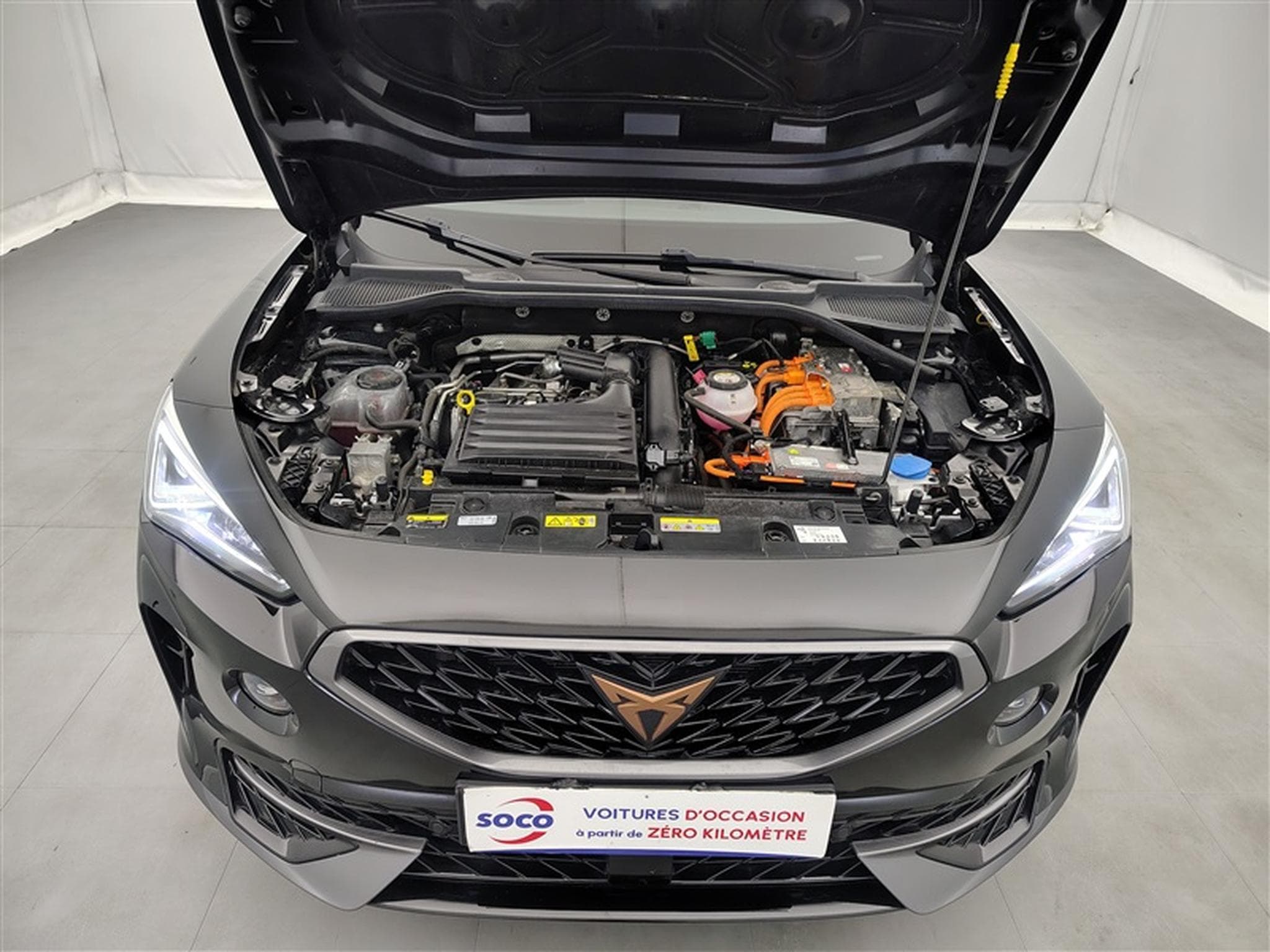Cupra Formentor 1.4 e-Hybrid PHEV DSG NAVI / S-CUIR / FULL LED (2023) - Photo 19