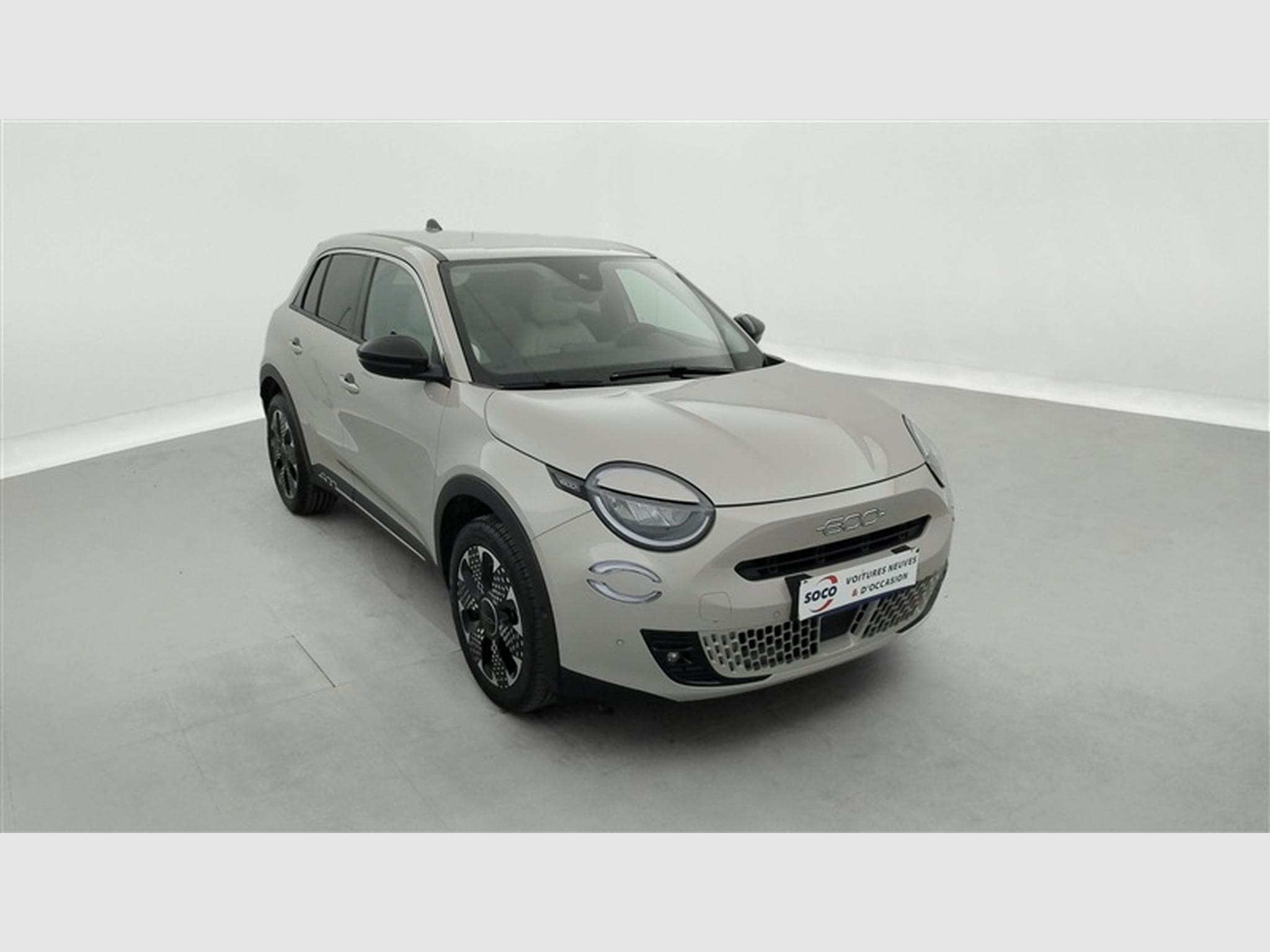 Fiat 600 1.2 Hybrid 110Cv eDCT6 La Prima (2025) - Foto 23