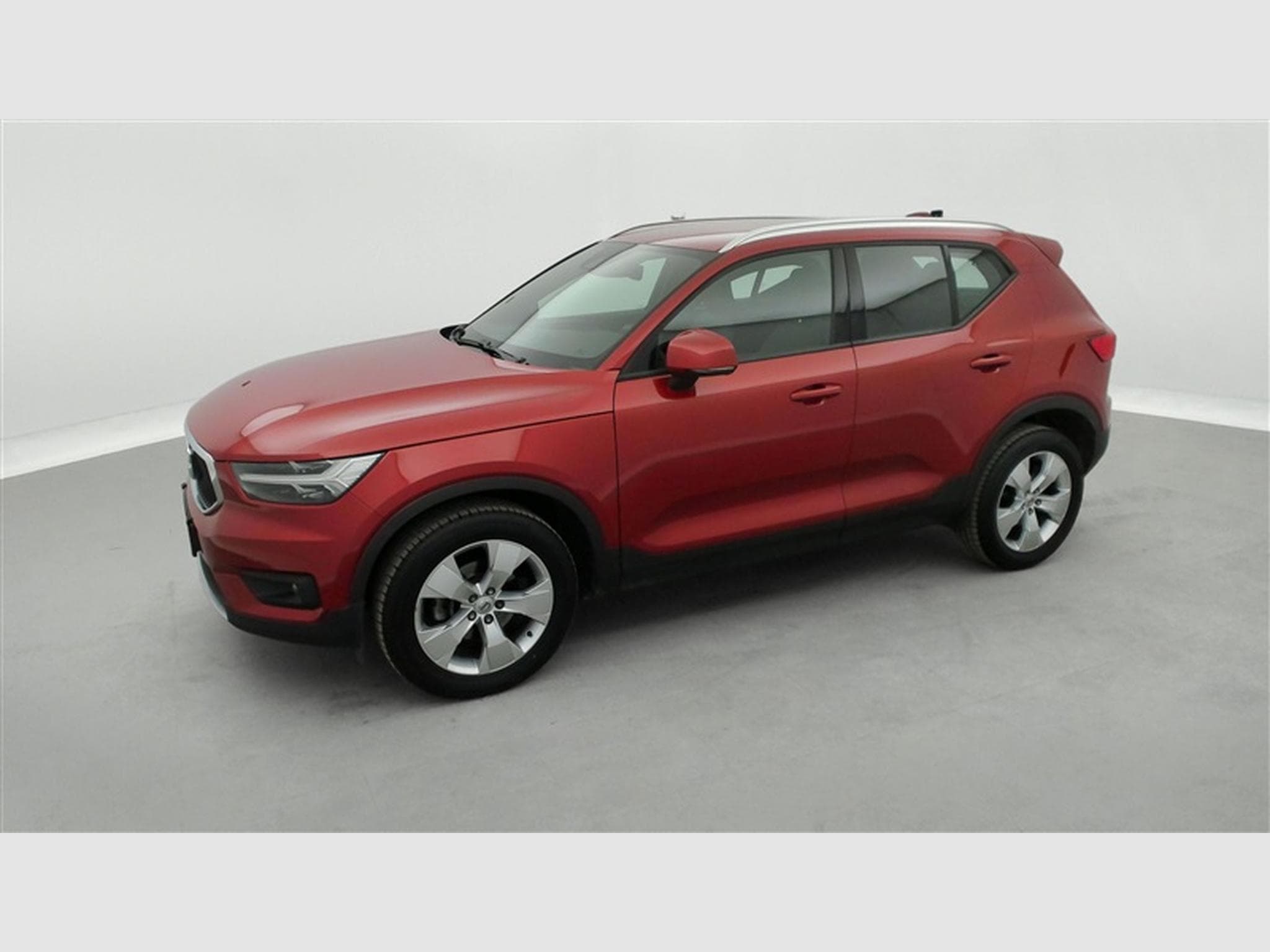 Volvo XC40 1.5 T2 129cv Geartronic Momentum NAVI / FULL LED / CAMERA (2020) - Photo 22