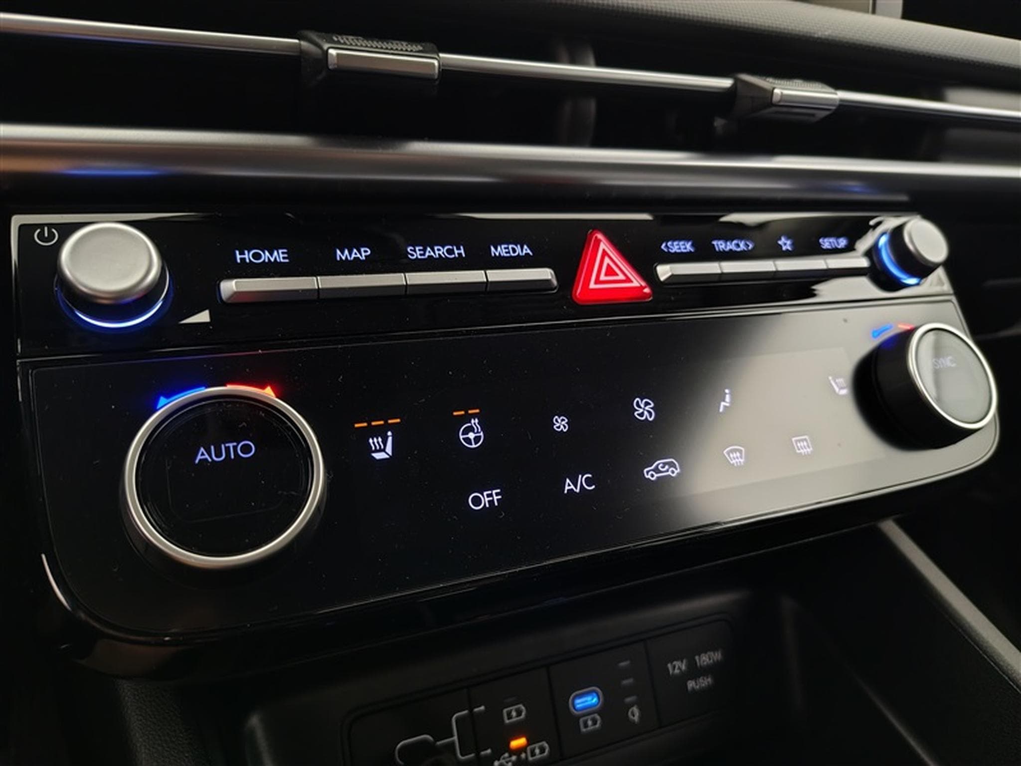 Hyundai Tucson 1.6 T-GDi 150cv DCT Feel CARPLAY / FULL LED / CAMERA (2026) - Photo 18