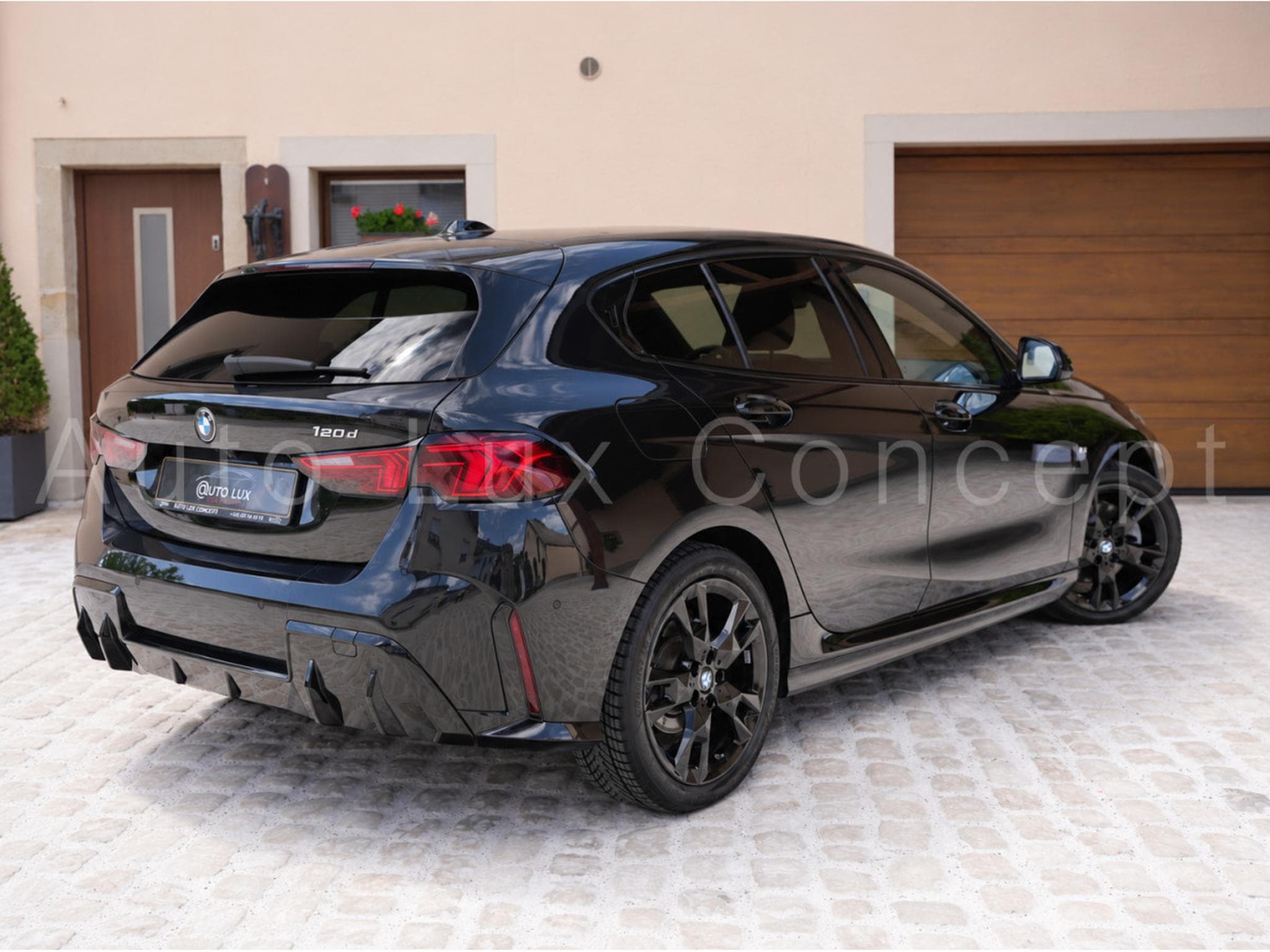 BMW 120 d M Sport (2024) - Photo 3