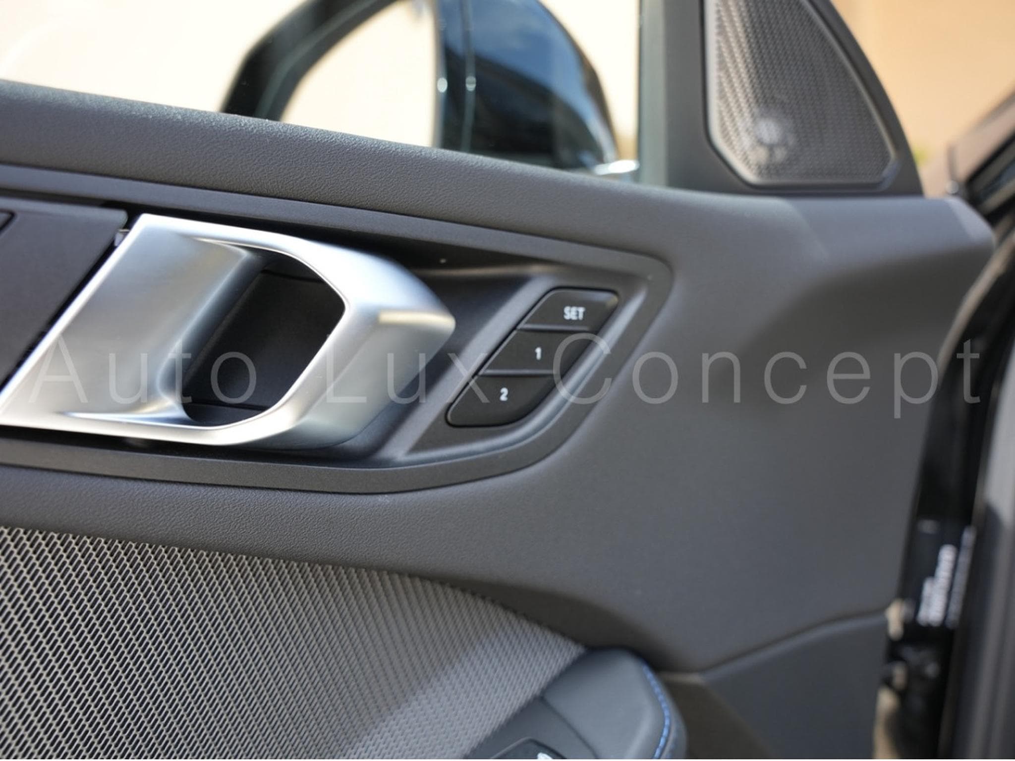 BMW 120 d M Sport (2024) - Photo 12