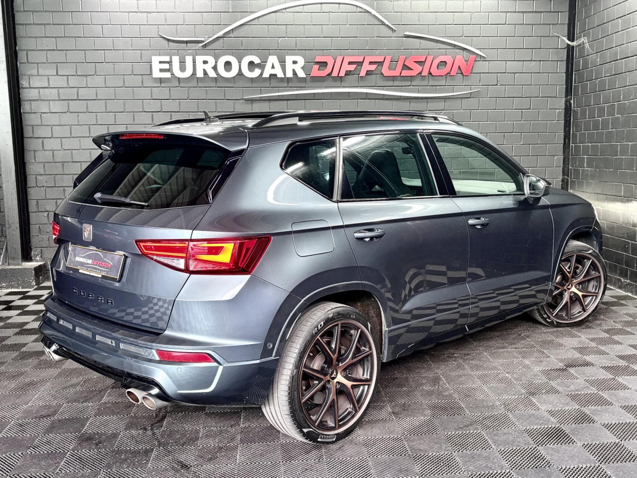 Cupra Ateca 2.0 TSI 300 CV *PANO* 360°* ACC* (2020) - Foto 6