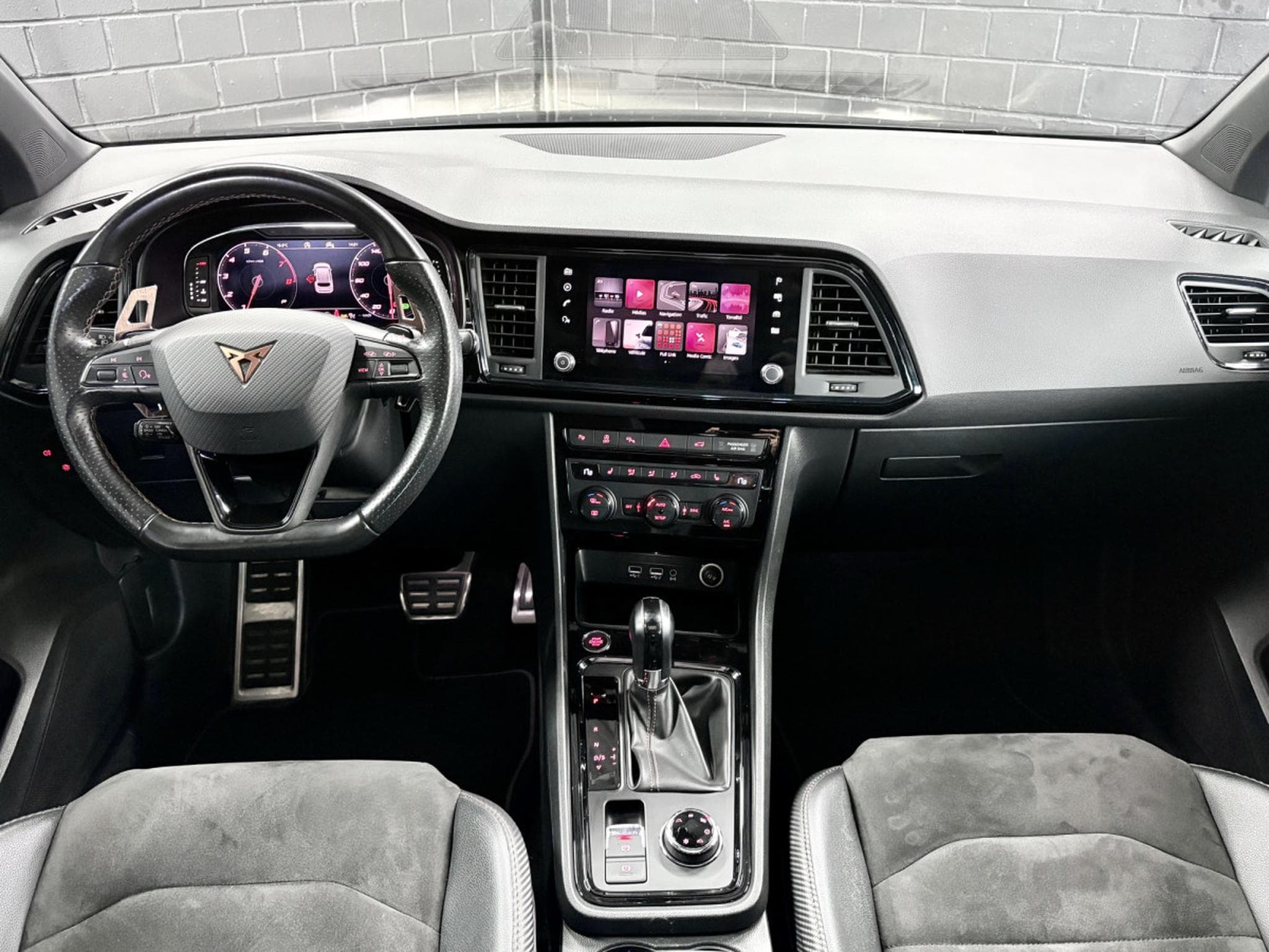 Cupra Ateca 2.0 TSI 300 CV *PANO* 360°* ACC* (2020) - Foto 10