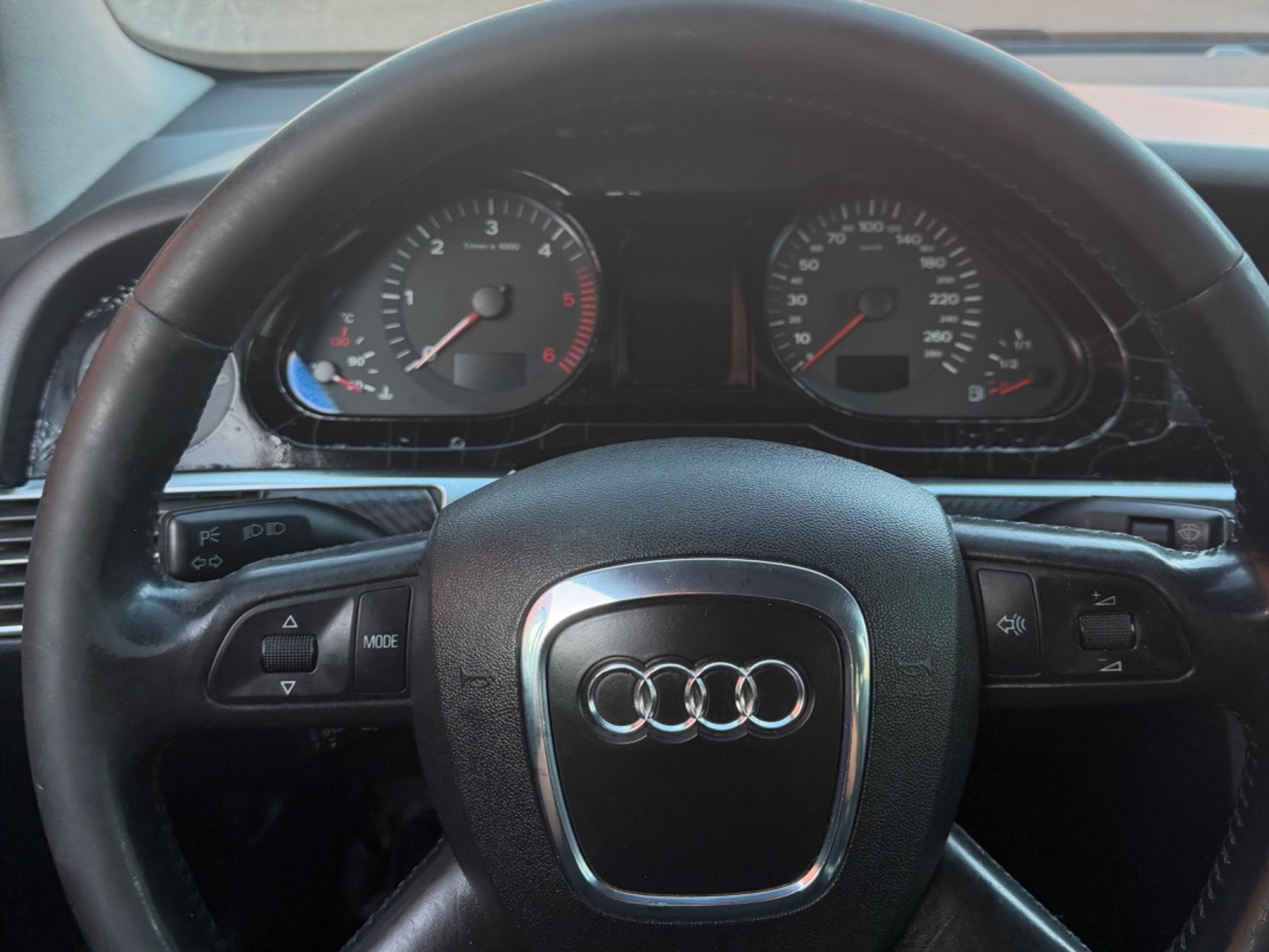 Audi A6 Ambition Luxe QUATTRO (2006) - Foto 3
