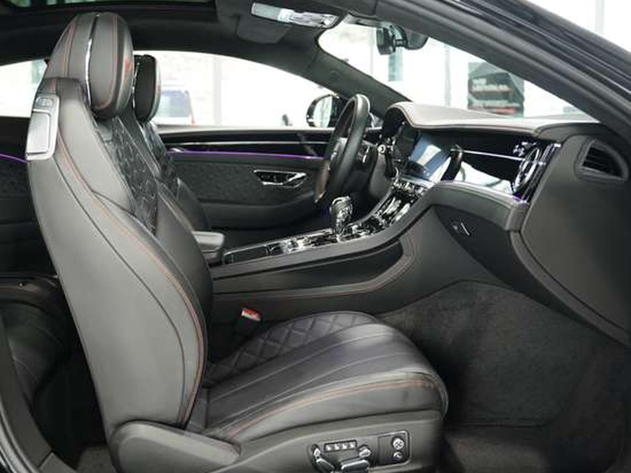 Bentley Continental GT V8 *Mulliner *Blackline *Carbon (2022) - Foto 21