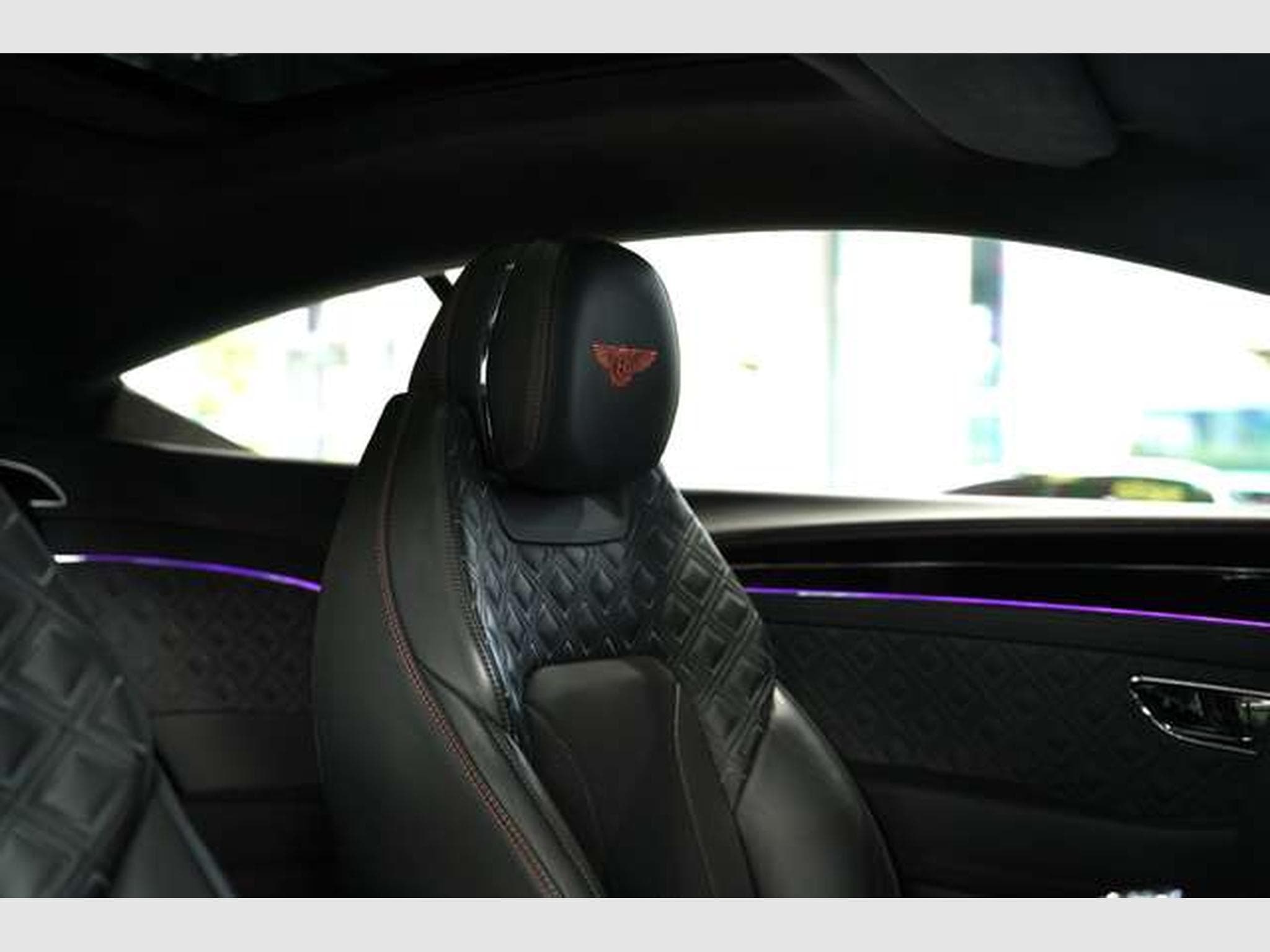 Bentley Continental GT V8 *Mulliner *Blackline *Carbon (2022) - Foto 26
