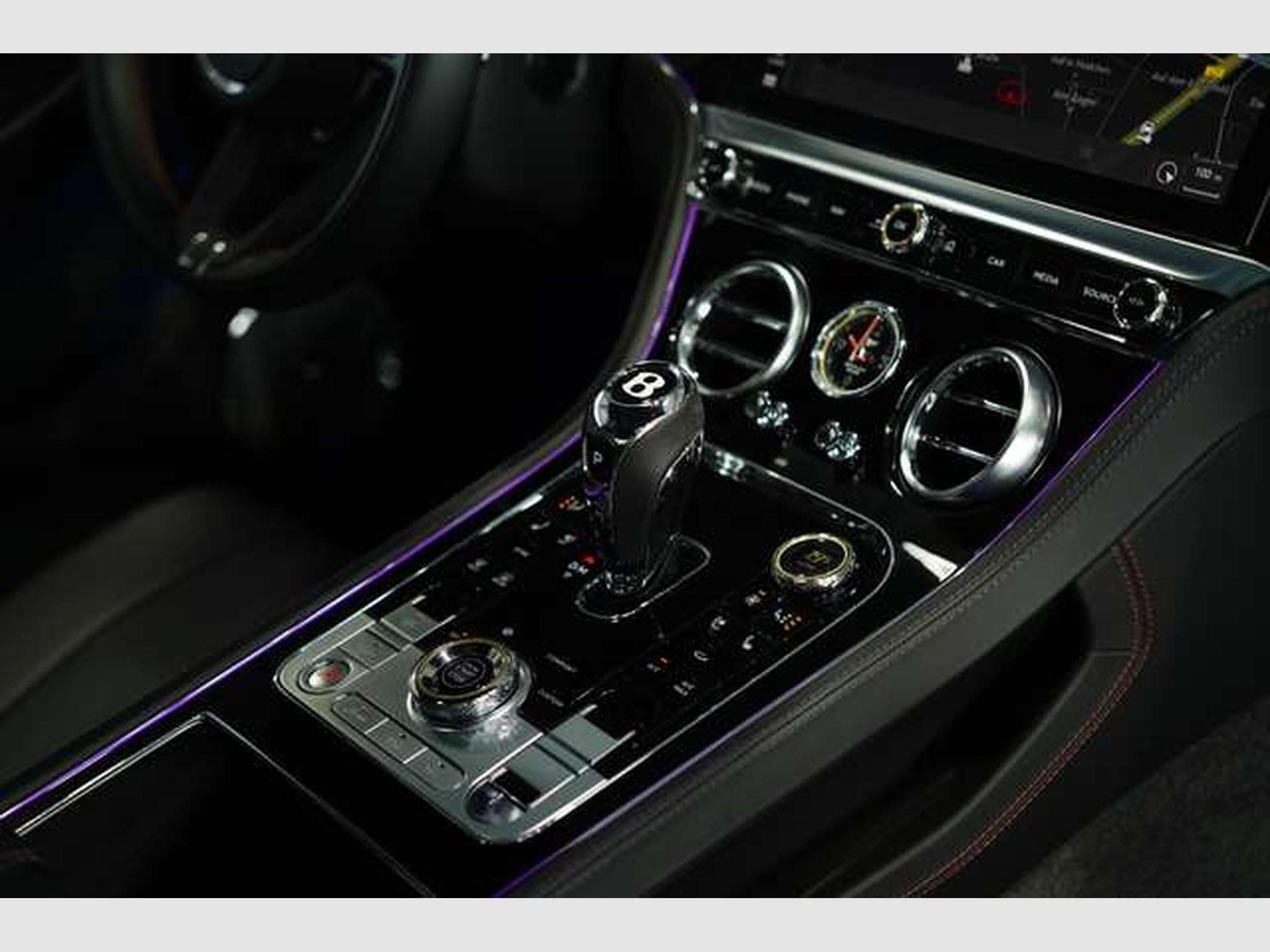 Bentley Continental GT V8 *Mulliner *Blackline *Carbon (2022) - Foto 29
