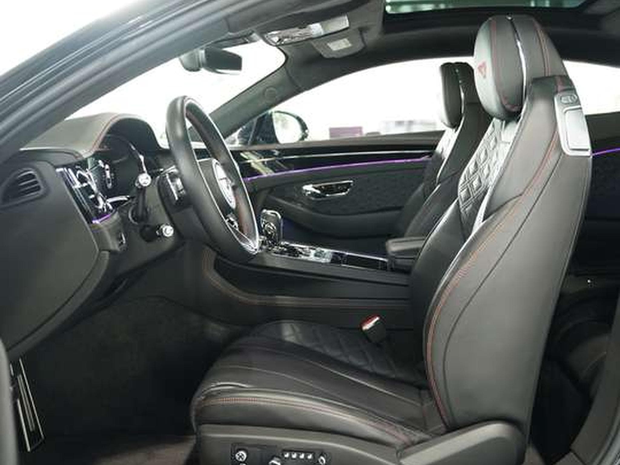 Bentley Continental GT V8 *Mulliner *Blackline *Carbon (2022) - Foto 31