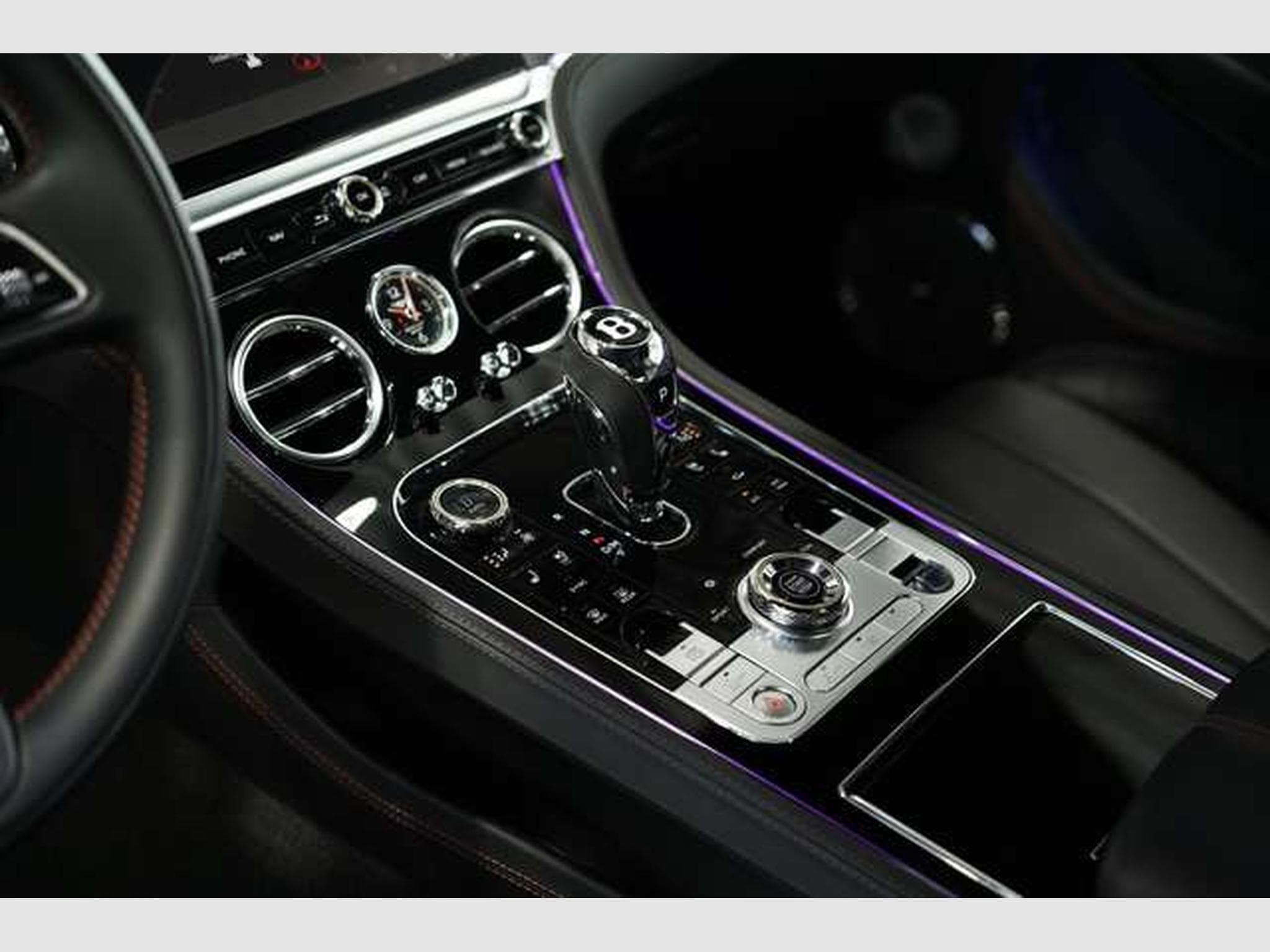 Bentley Continental GT V8 *Mulliner *Blackline *Carbon (2022) - Foto 36