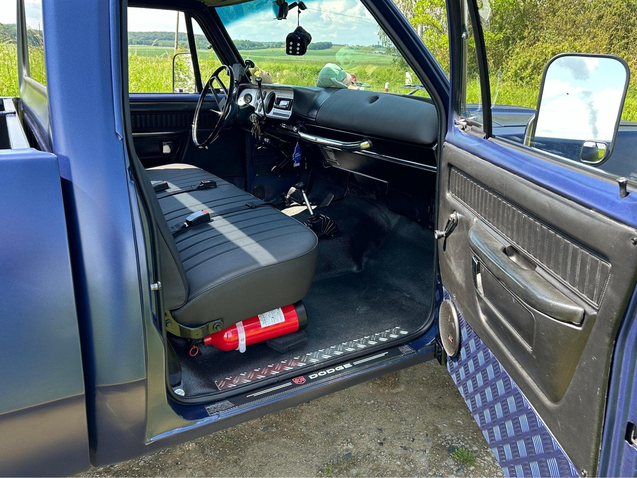 Dodge W200 (1977) - Photo 2