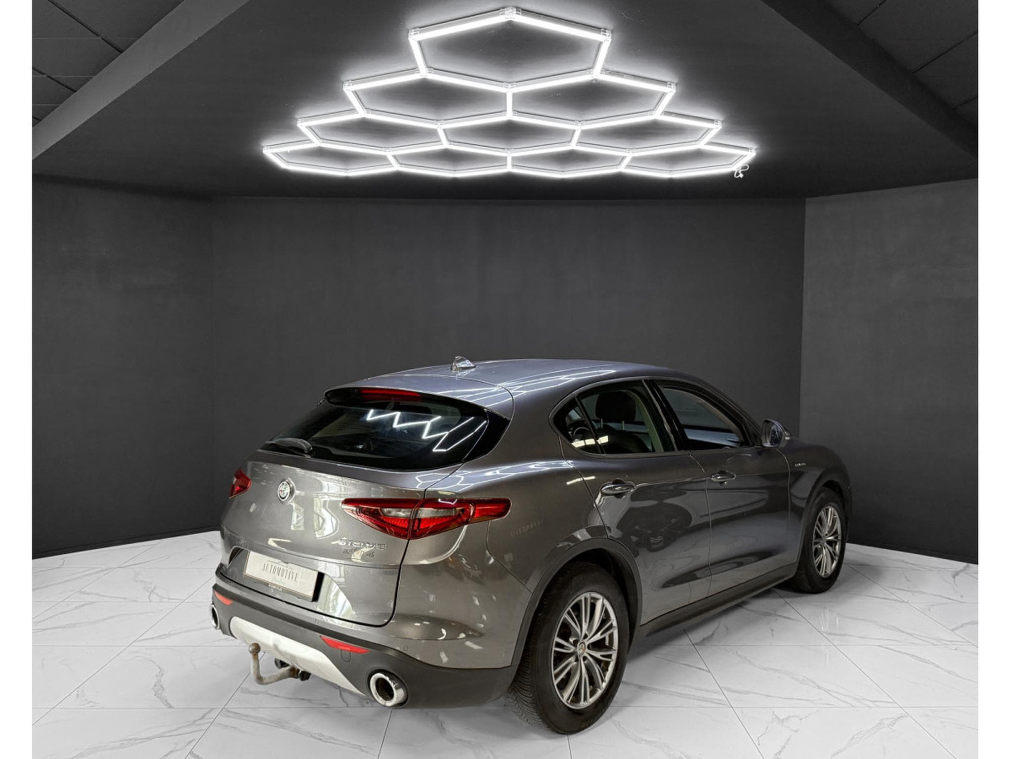 Alfa-Romeo Stelvio 2.2 Diesel 160 ch (2021) - Photo 5