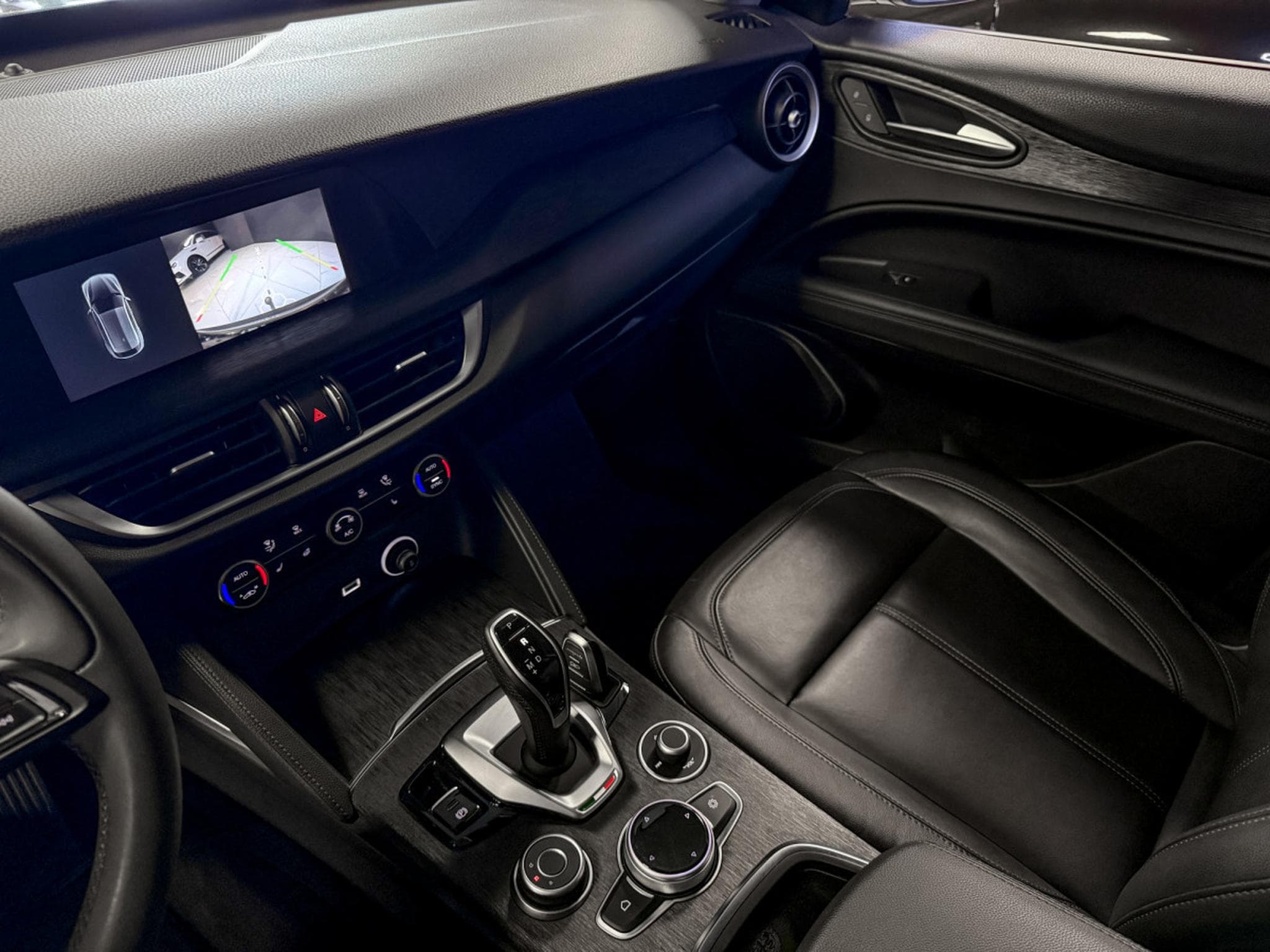 Alfa-Romeo Stelvio 2.2 Diesel 160 ch (2021) - Photo 12