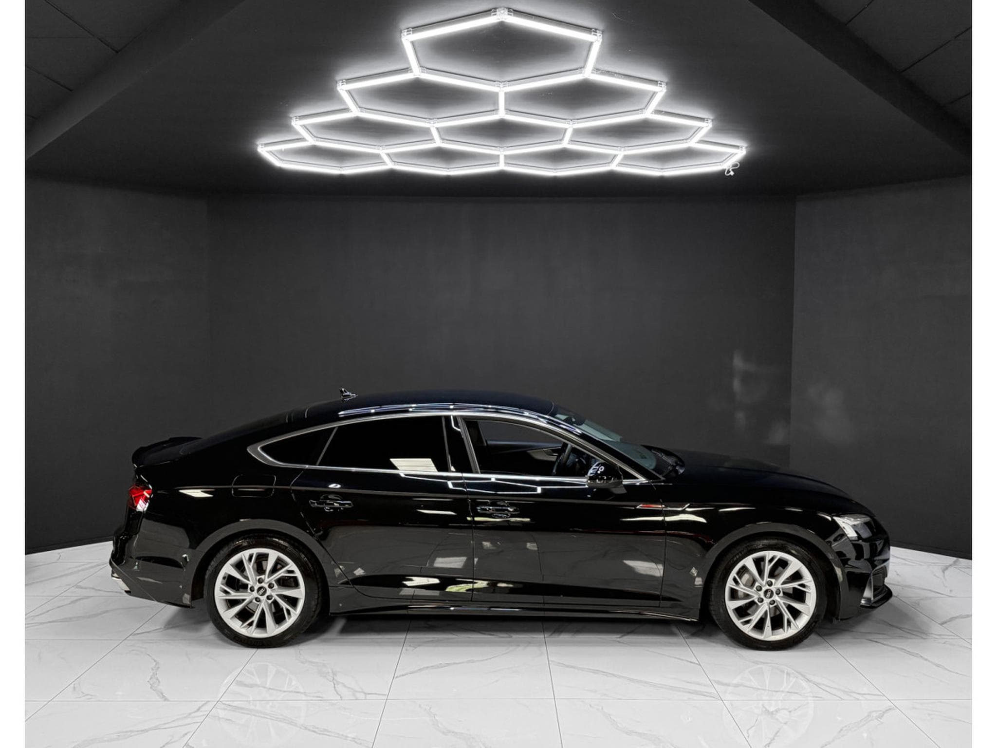 Audi A5 Sportback 40 TDI - Warranty 2027 (2024) - Photo 6