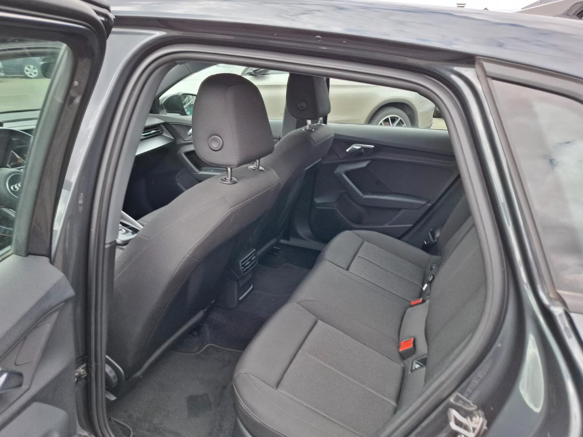 Audi A3 Sportback 30 TDI VIRTUAL NAVI TEMPOMAT LED (2022) - Foto 4