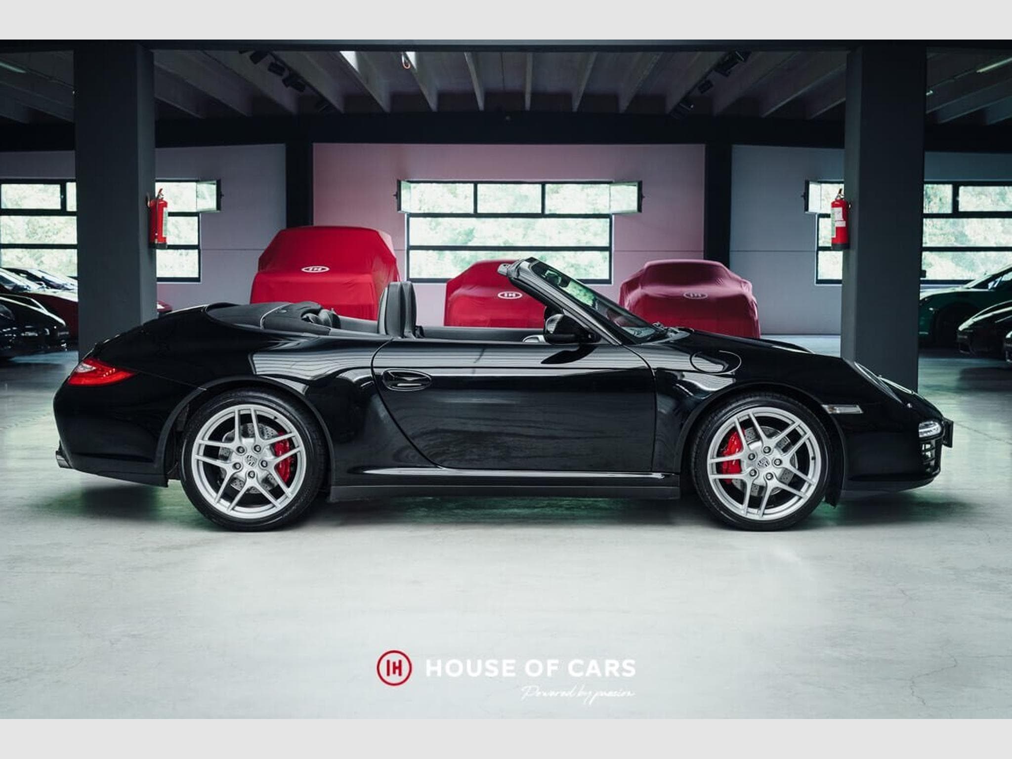 Porsche 911 997.2 CARRERA 4S CABRIOLET MANUAL - JUST SERVICED (2010) - Photo 5