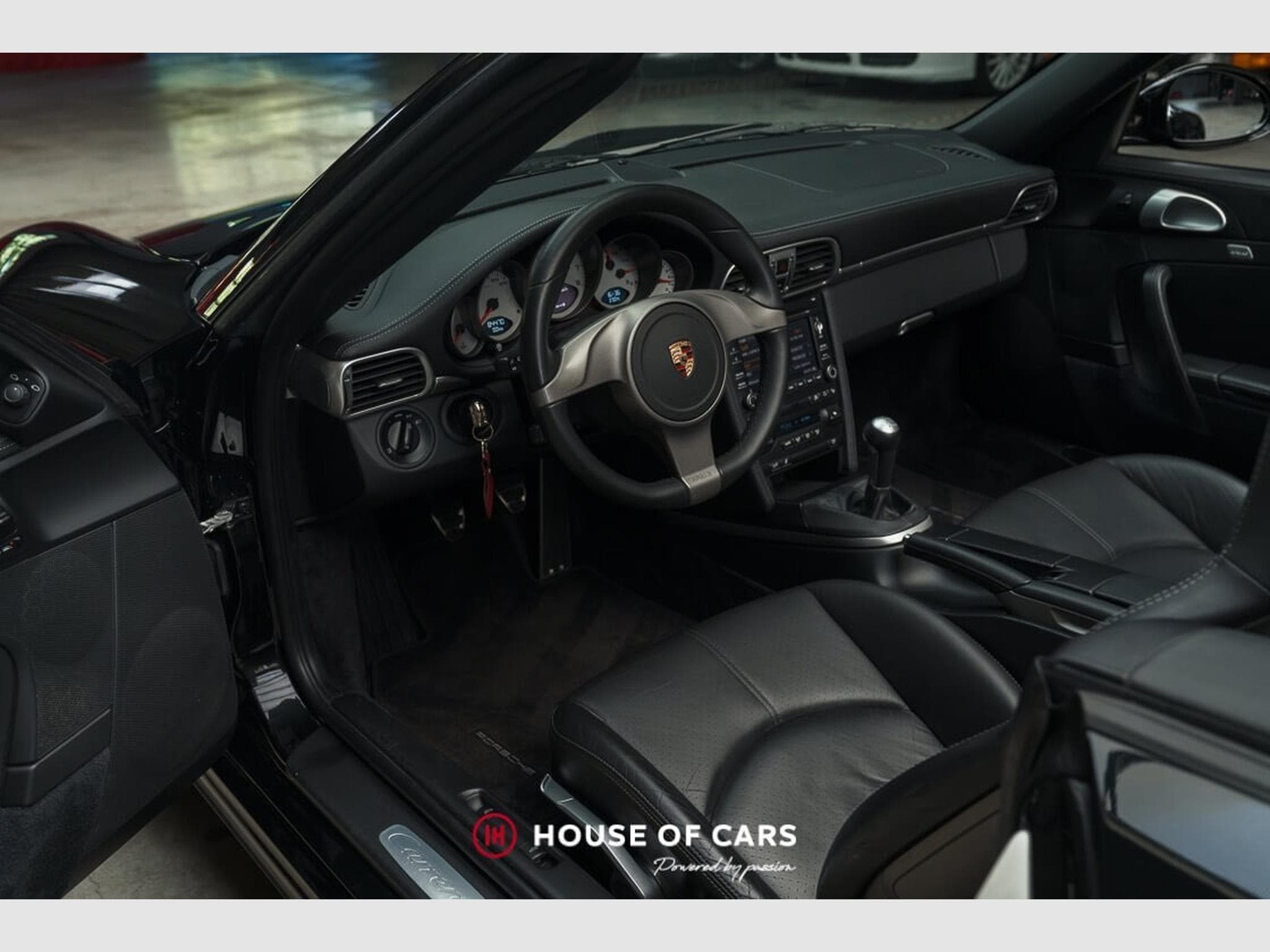 Porsche 911 997.2 CARRERA 4S CABRIOLET MANUAL - JUST SERVICED (2010) - Photo 12