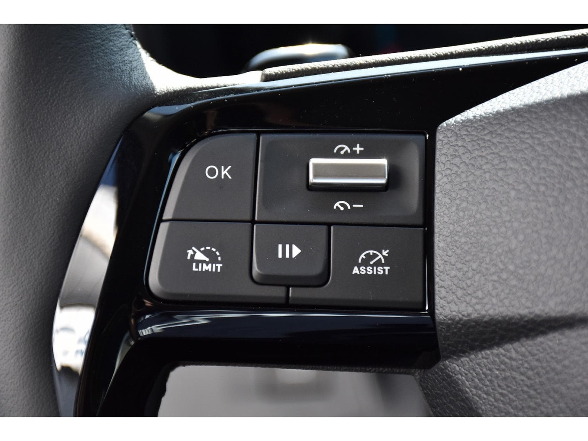 Citroën Berlingo 1.5 BlueHDI 130 EAT8 5 Pl. REGUL SMARTPHONE LED NEUF (2026) - Foto 17