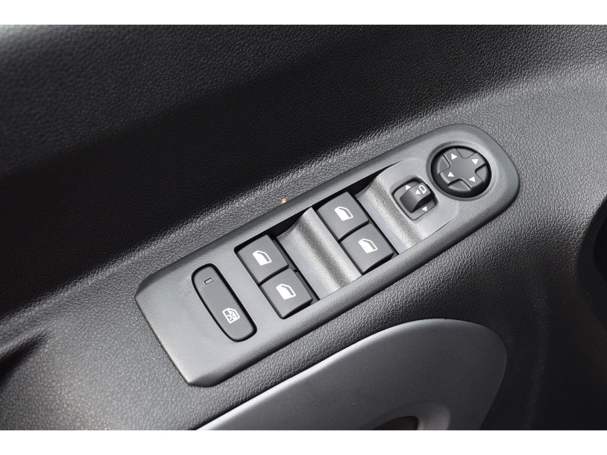 Citroën Berlingo 1.5 BlueHDI 130 EAT8 5 Pl. REGUL SMARTPHONE LED NEUF (2026) - Foto 19