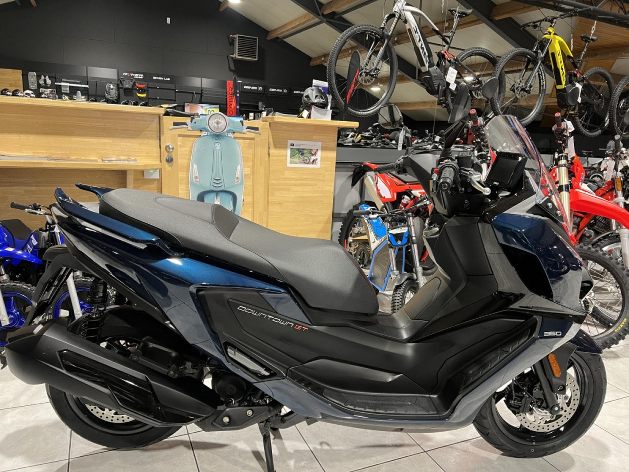 Kymco Downtown GT (2026) - Photo 1